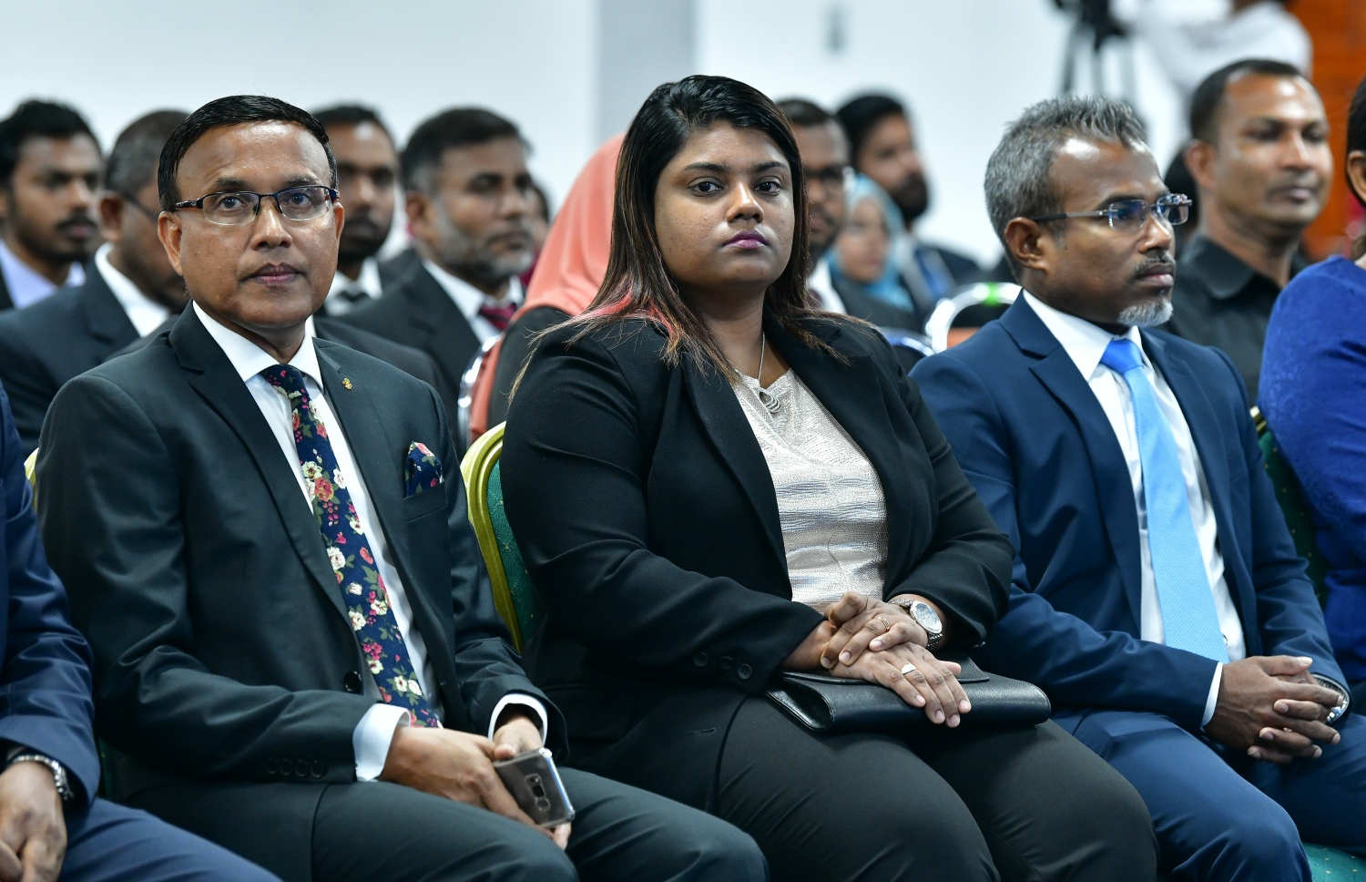 މާލެ: މޭ 1، 2019: ޝަރުއީ ދާއިރާ ތަރައްގީކޮށް، އިސްލާހު ކުރާނެ މަގުޗާޓު ނެރުމަށް އިސްލާމީ މަރުކަޒުގައި ބޭއްވި ރަސްމިއްޔާތެއްގައި އެޓާނީ ޖެނެރަލް އިބްރާހިމް ރިފްއަތު(ކ)، ޕީޖީ އައިޝަތު ބިޝާމް(މ) އަދި ޖުޑިޝަލް އެޑްމިނިސްޓްރޭޓާ އަލީ ނަޒީރު(ވ) ބައިވެރިވެ ވަޑައިގަންނަވަނީ.-- ފޮޓޯ: ނިޝާން އަލީ /މިހާރު