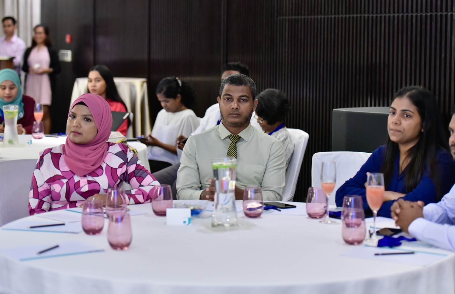 މާލެ- މޭ 2، 2019- މިއަހަރުގެ ނޫސްވެރިކަމުގެ މިނިވަންކަމުގެ ދުވަސް ފާހަގަކުރުމުގެ ގޮތުން ހޮޓަލް ޖެންގައި ބޭއްވި ރަސްމިއްޔާތުގެ ތެރެއިން.--- ފޮޓޯ: ހުސައިން ވަހީދު/މިހާރު