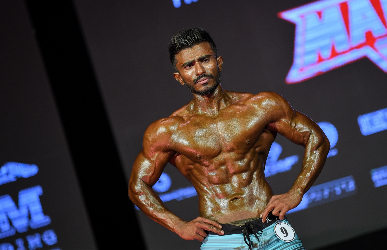 މިސްޓަ މޯލްޑިވްސް އިވެންޓެއްގެ ތެރެއިން އަޒްނީން.--