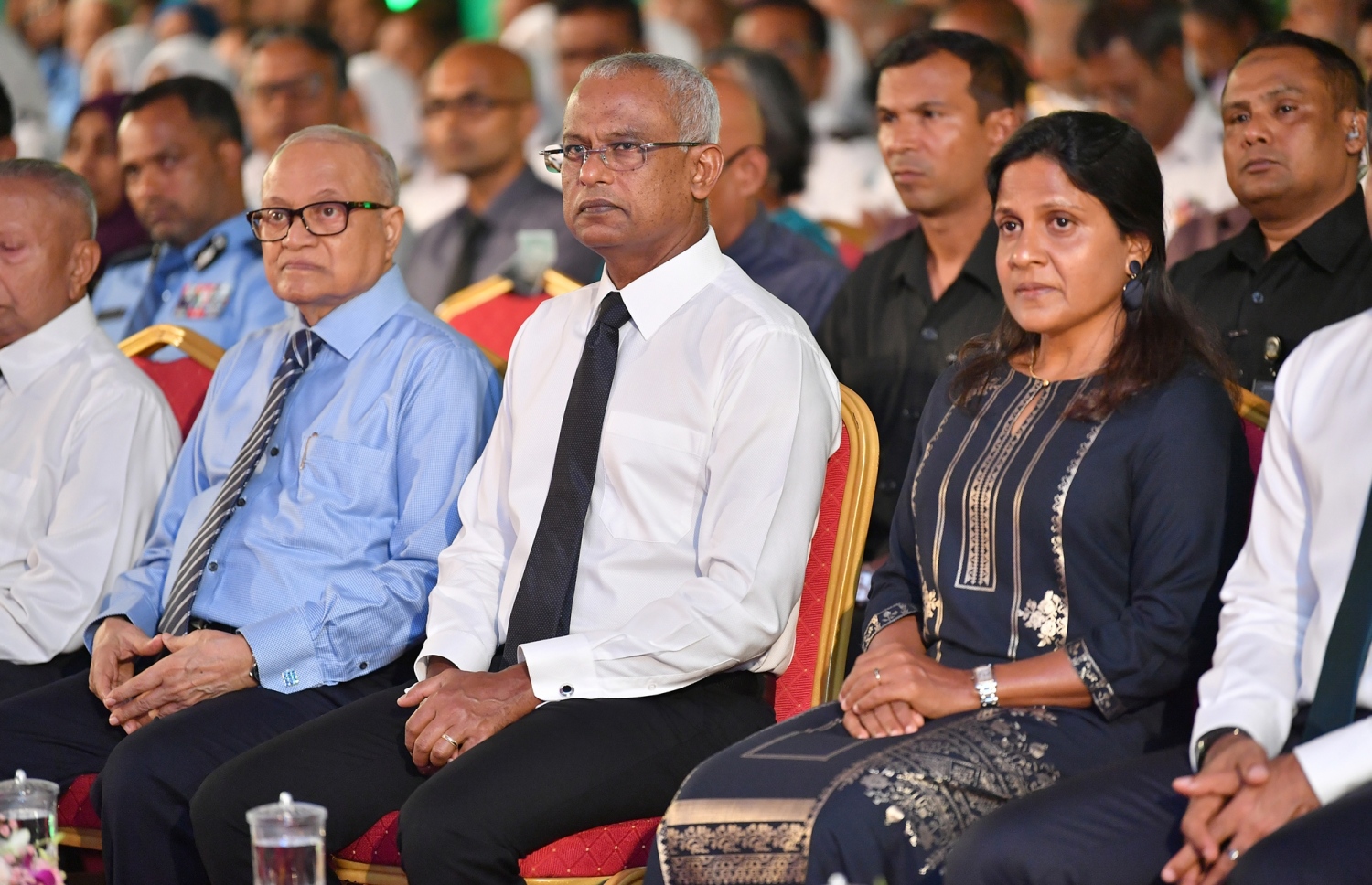 ބްރެވިމާގޭ ޒާހިރުގެ ތައުބީނުގެ ޖަލްސާގައި ރައީސް އިބްރާހީމް މުހައްމަދު ސޯލިހާއި ކުރީގެ ރައީސް މައުމޫނު ބައިވެރިވެވަޑައިގަންނަވަނީ