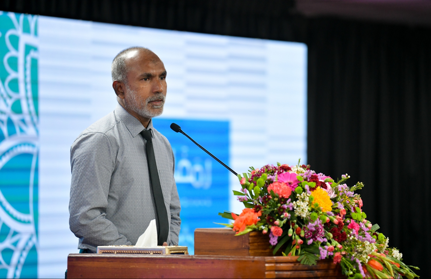 މާލެ: މޭ 9، 2019- ކޮންމެ އަހަރެއްގެ ރޯދަ މަހެއްގައި ސަރުކާރުން ކުރިއަށް ގެންދާ އިހްޔާ ފޯރަމްގެ މި އަހަރުގެ ފުރަތަމަ ޖަލްސާގައި އިސްލާމިކް އެފެއާޒް މިނިސްޓަރު ޑރ. އަހުމަދު ޒާހިރު ވާހަކަ ދައްކަވަނީ.---ފޮޓޯ: ހުސައިން ވަހީދު/މިހާރު