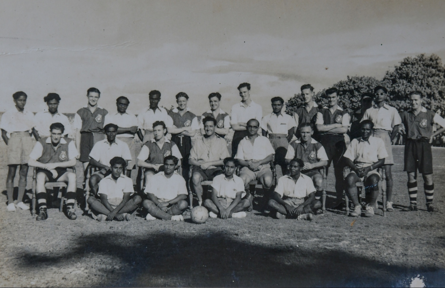 މަައިކަލް ޑި ސިލްވާގެ ކޯޗުކަމުގައި ކުޅުނު ކުޅުންތެރިންގެ ގްރޫޕް ފޮޓޯއެއް.