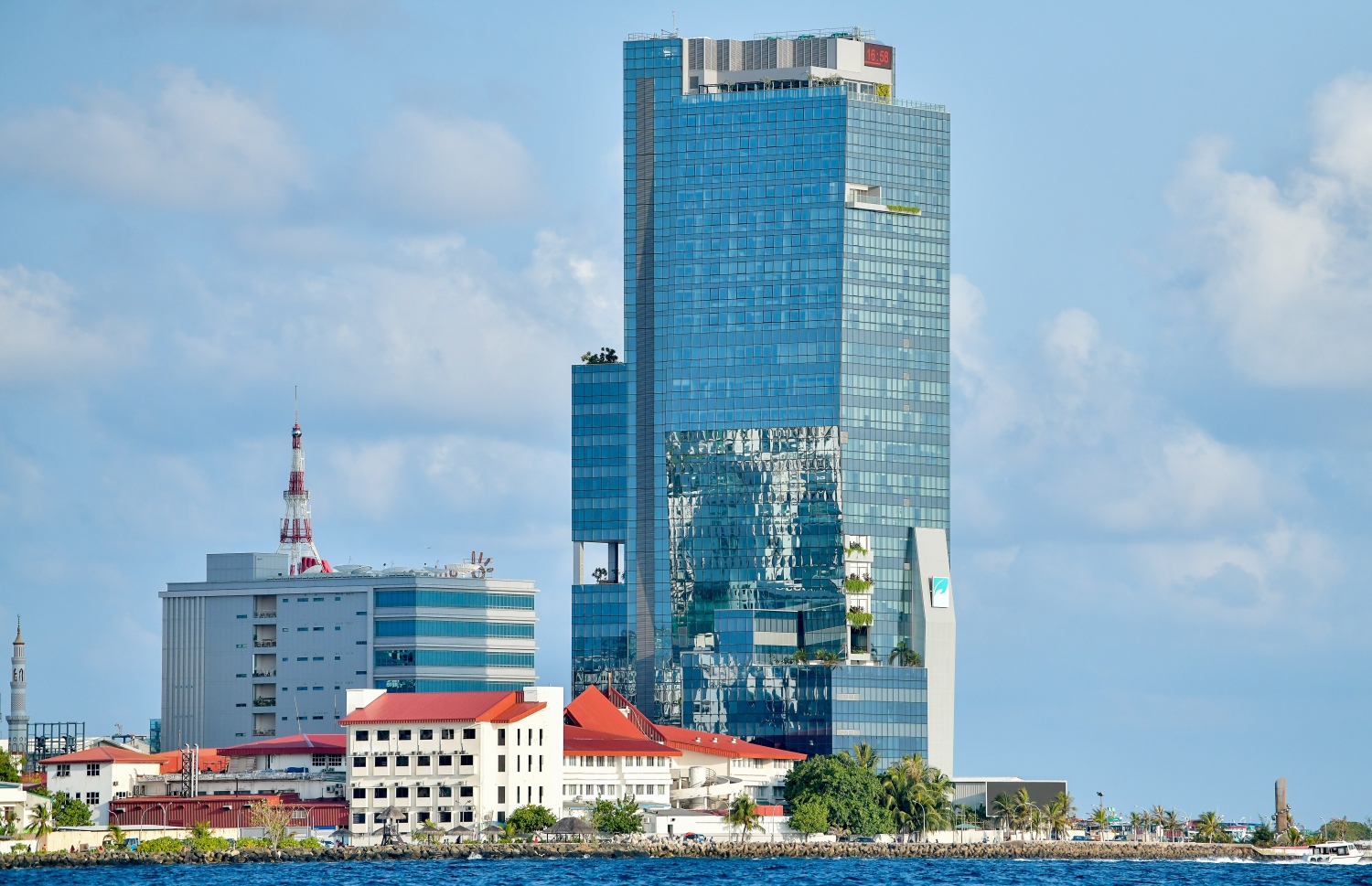 ދަރުމަވަންތަ ހޮސްޕިޓަލް: މި އިމާރާތާ އެކު އައިޖީއެމްއެޗުގެ ޖާގައިގެ ދަތިކަމަށް ލުޔެއް ލިބޭނެ.