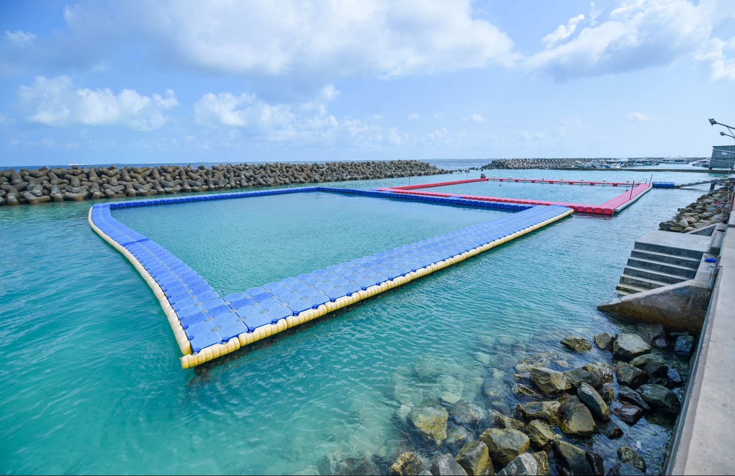 މާލޭ ފަޅުތެރޭގައި އަޅާފައި އޮންނަ ސްވިމިން ޕްލެޓްފޯމް: މުބާރާތް ބާއްވަން މިހާތަނަށް ބޭނުންކުރީ މިތަން.