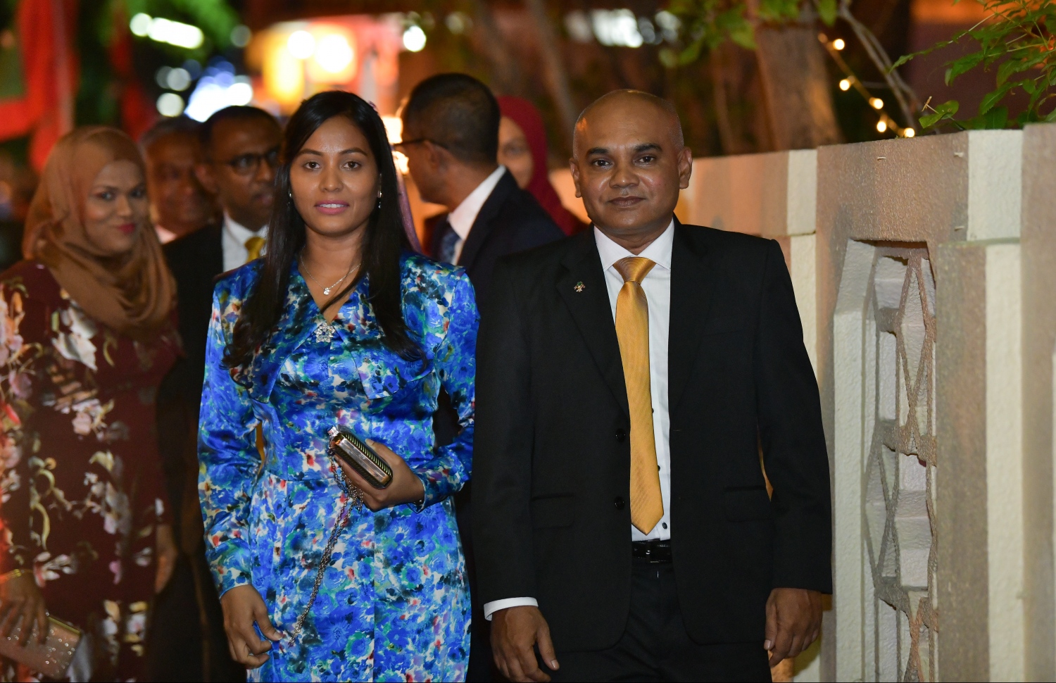 މާލެ، 28 މެއި 2019: 19 ވަނަ ރައްޔިތުންގެ މަޖިލީހުގެ މެމްބަރުން ހުވާކުރެއްވުމުގެ ރަސްމިއްޔާތަށް އަލިފުށި ދާއިރާގެ މެމްބަރު މުހައްމަދު ރަޝީދު (ބިގޭ) ވަޑައިގަންނަވަނީ.---.ފޮޓޯ: ހުސައިން ވަހީދު/މިހާރު