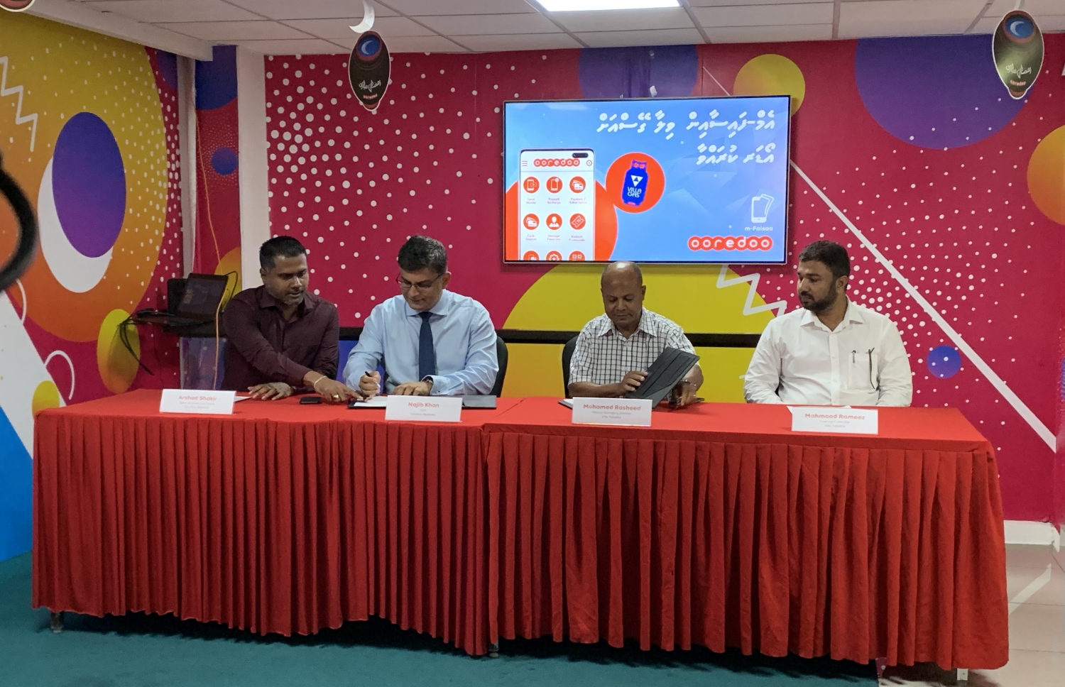 ވިލާ ގޭސްއާއި އުރީދޫއާއި ދެމެދު ވަނީ އެއްބަސްވުމެއްގައި ސޮއި ކޮށްފައި-- ފޮޓޯ: މިހާރު