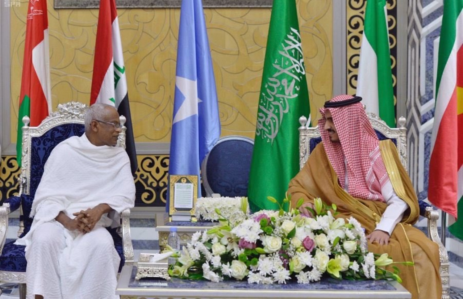 ރައީސް އިއްޔެ ސައުދީ އަށް ވަޑައިގެން އެގައުމުގެ ރޯޔަލް ޕްރޮޓޮކޯލް މިނިސްޓަރާ ބައްދަލު ކުރައްވަނީ-- ފޮޓޯ: ރައީސް އޮފީސް