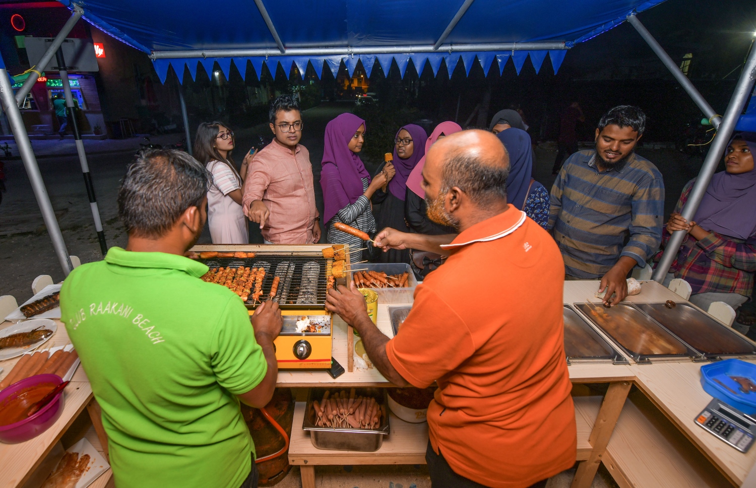 ސީފުޑް ގަތުމަށް ކިޔު ހަދާފައި-- ފޮޓޯ: ނިޝާން އަލީ/ މިހާރު