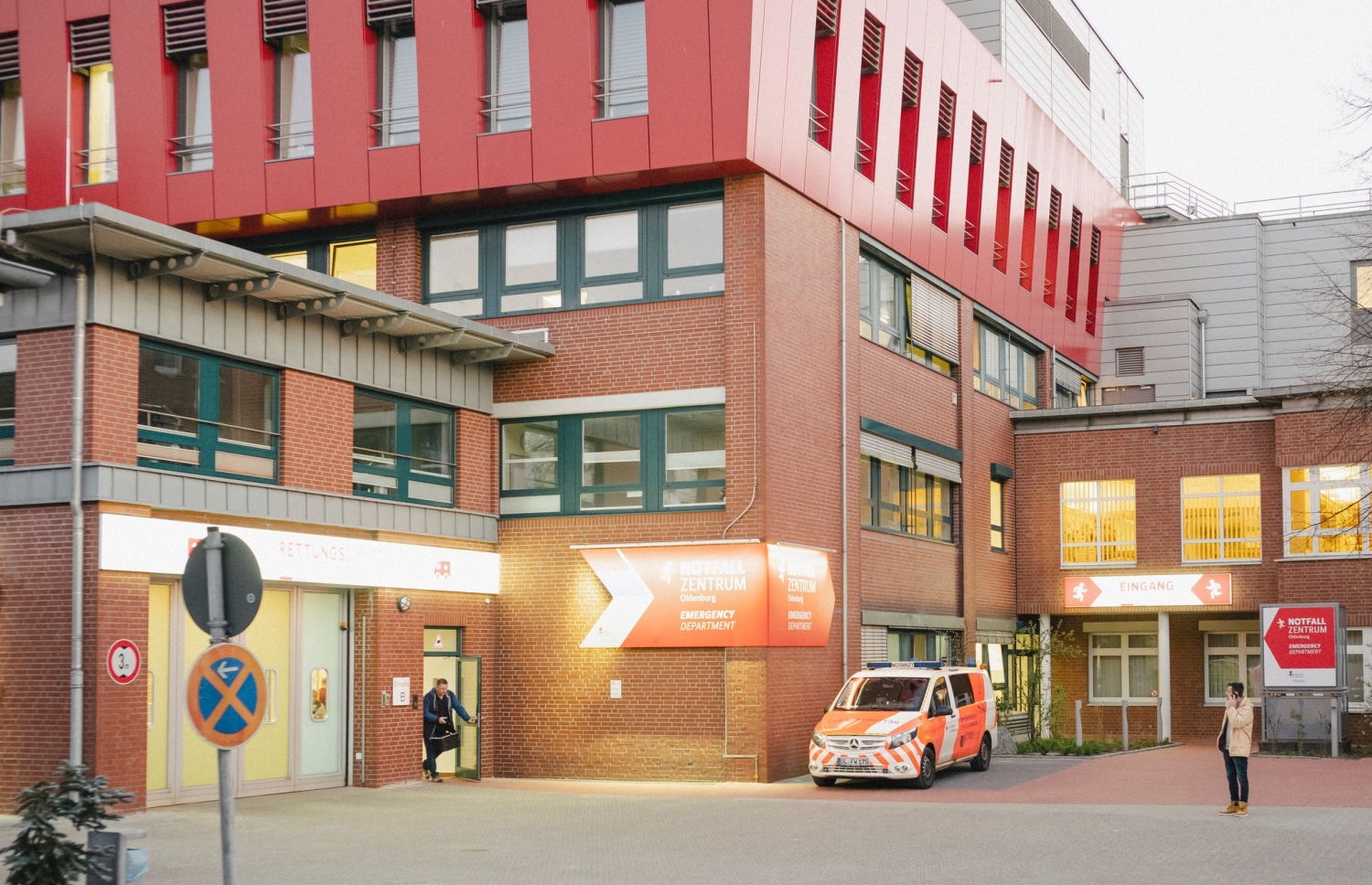 ހޯގެލް އެންމެ ފުރަތަމަ މަސައްކަތްކުރި ހޮސްޕިޓަލް: ބައެއް ނަރުހުން އޭނާއާ މެދު ޝައްކު އުފެދުނަސް މައްސަލަ ބަލާފައެއް ނުވޭ