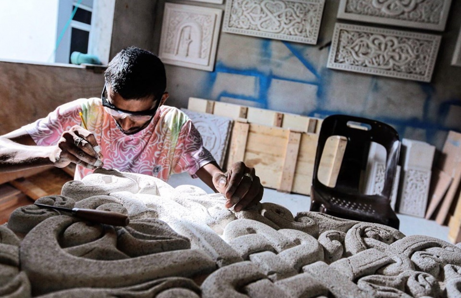 އިމްރާން މަސައްކަތުގައި: މޯދީއަށް ރައީސް ހަދިޔާ ކުރެއްވީ އޭނާގެ އުފެއްދުމެއް--- ފޮޓޯ: ޝާރި