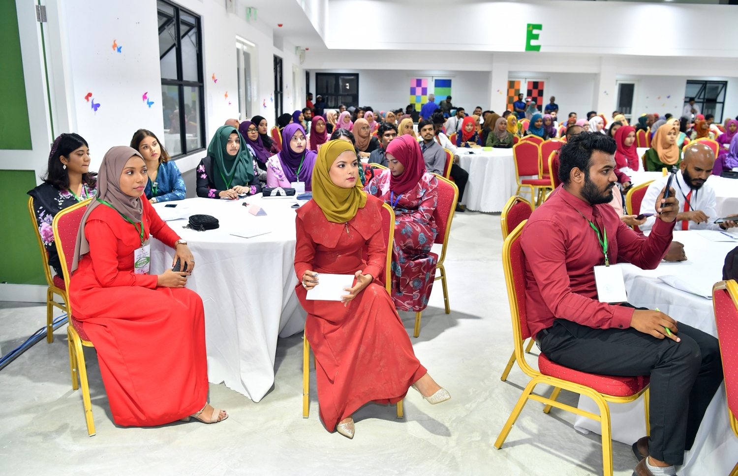 ޔޫތު ލީޑާސް ފޯރަމްގެ ބައެއް ބައިވެރިން-- ފޮޓޯ: ރައީސް އޮފީސް