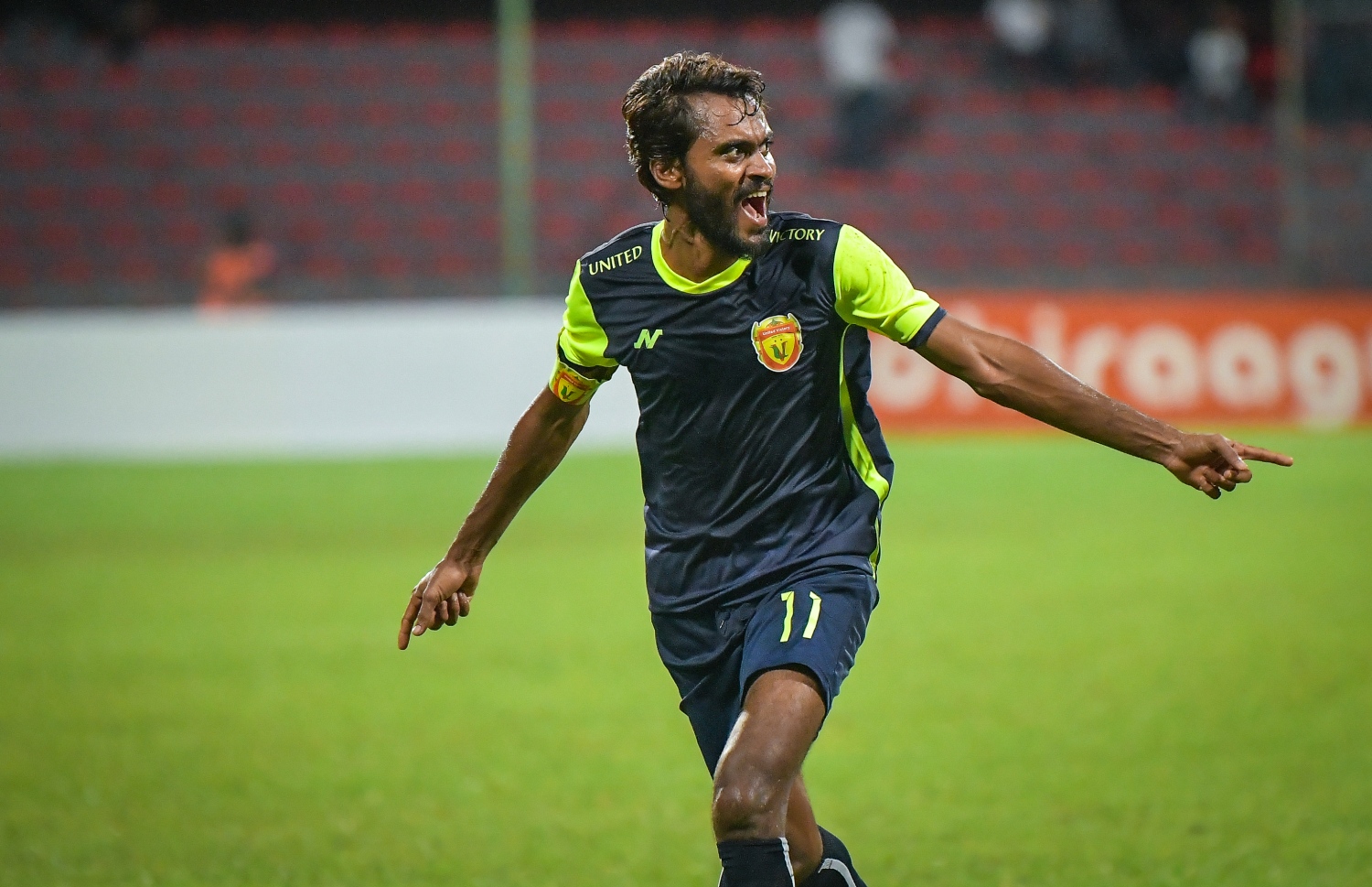 ޔުނައިޓެޑް ވިކްޓްރީގެ ގޯލު ޖެހުމަށްފަހު ނައްޓޭ އުފާފާޅުކުރަނީ. -- ފޮޓޯ: ނިޝާން އަލީ/ މިހާރު