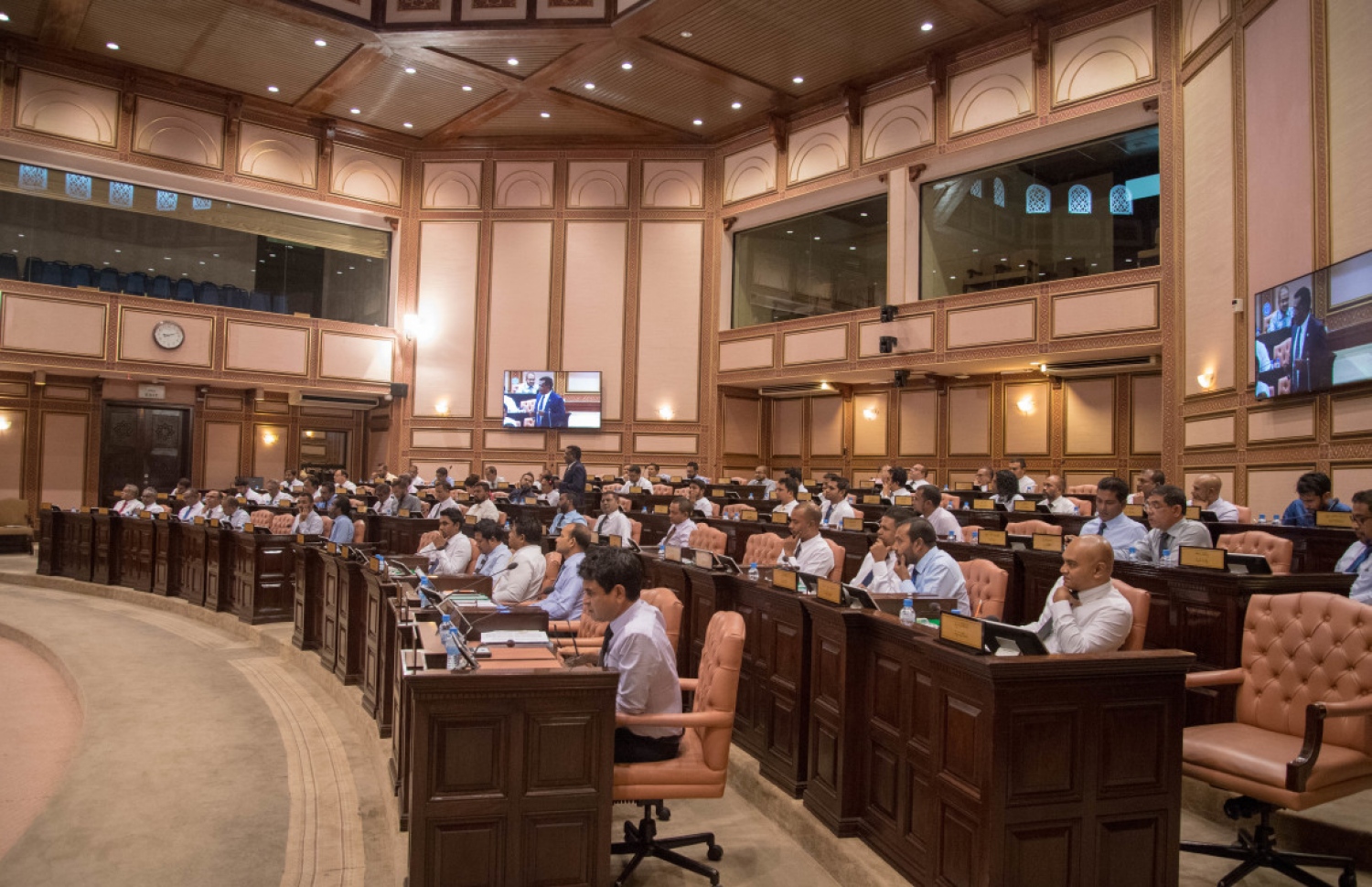 ރައްޔިތުންގެ މަޖިލިހުގެ ޖަލްސާއެއް ކުރިއަށް ދަނީ. --- ފޮޓޯ: މަޖިލިސް