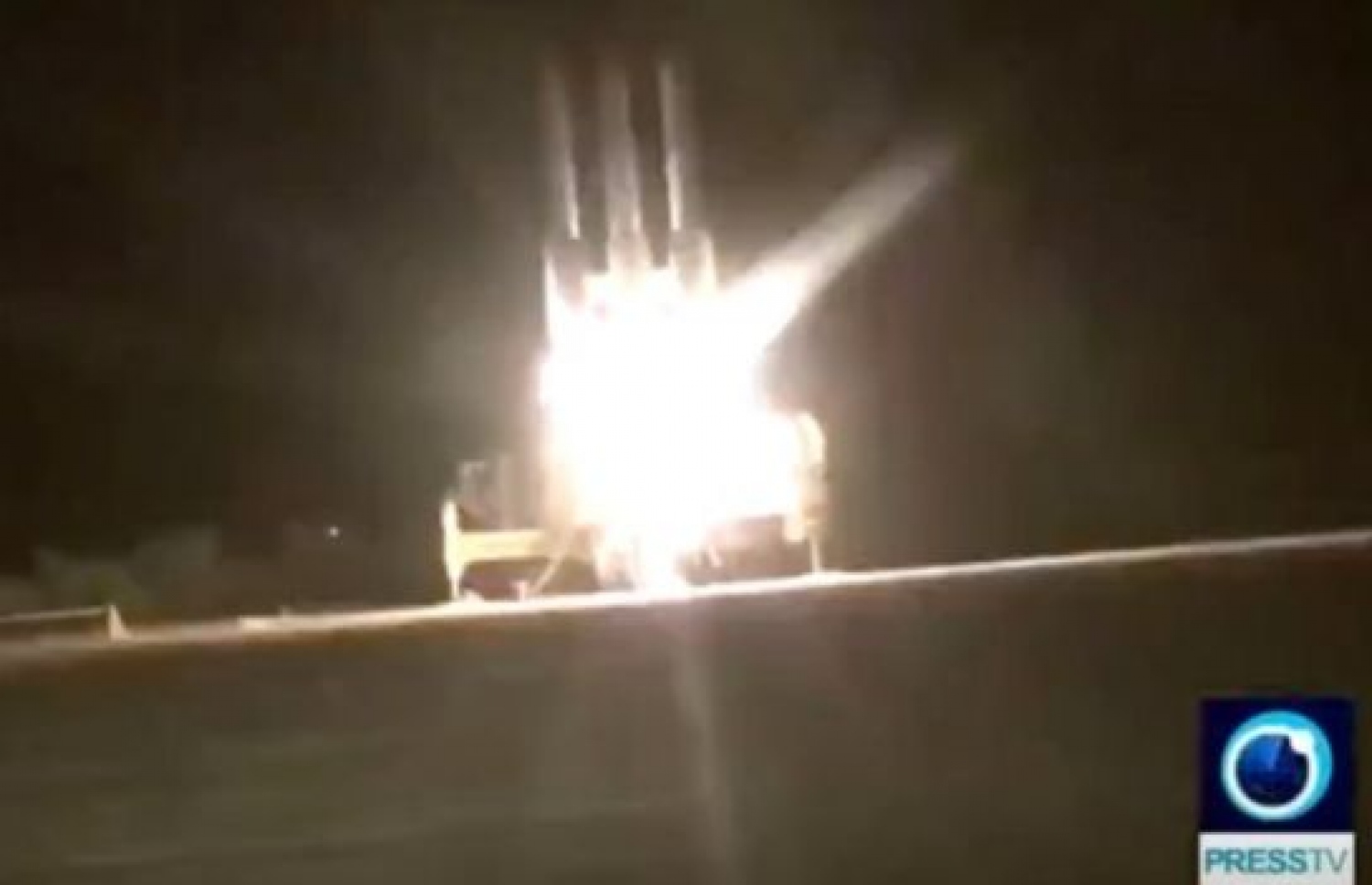 އެމެރިކާގެ ޑްރޯން ވައްޓާލުމަށް އީރާނުން މިސައިލް ހަމަލާ ދެނީ. --ފޮޓޯ: ޕީޓީވީ