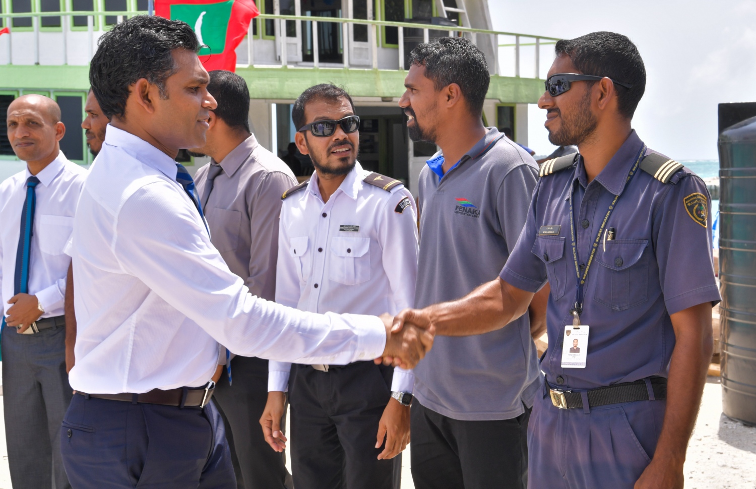 ހއ. އުލިގަން: ޖޫން 22، 2019: ހއ. އަތޮޅުގެ ބައެއް ރަށްރަށަށް ނައިބު ރައީސް ފައިސަލް ފެއްޓެވި ދަތުރުފުޅުގައި، ހއ. އުލިގަމުން އެމަނިކުފާނަށް މަރުހަބާ ދަންނަވަނީ.-- ފޮޓޯ: ރައީސް އޮފީސް