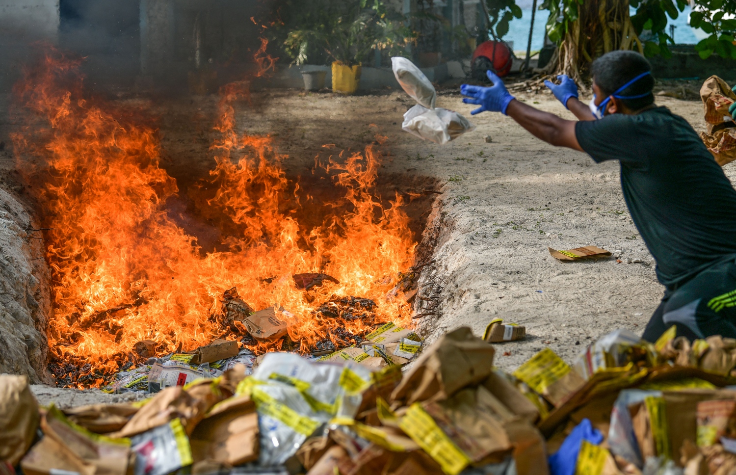 419 ކިލޯގެ މަސްތުވާތަކެތި ނައްތާލުން