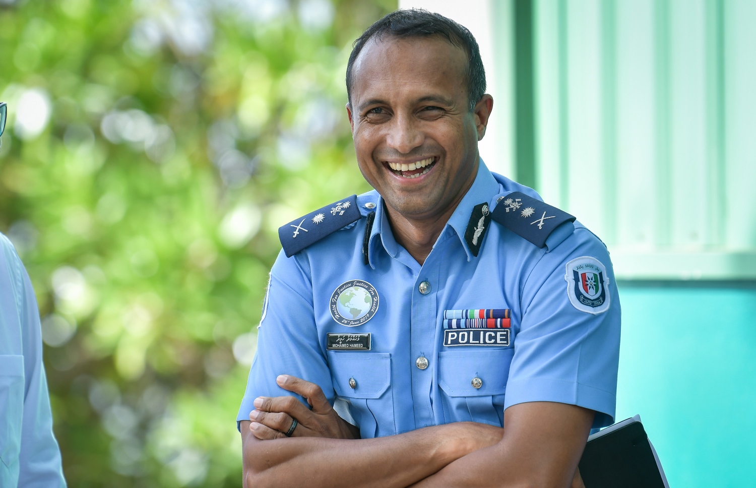 ދޫނިދޫގައި މިއަދު ގިނަ އަދަދެއްގެ މަސްތުވާތަކެތި ނައްތާލަން ބޭއްވި ރަސްމިއްޔާތުގައި ޕޮލިސް ކޮމިޝަނަރު ހަމީދު ބައިވެރިވެވަޑައިގަންނަވަނީ.-- ފޮޓޯ: ނިޝާން އަލީ/ މިހާރު