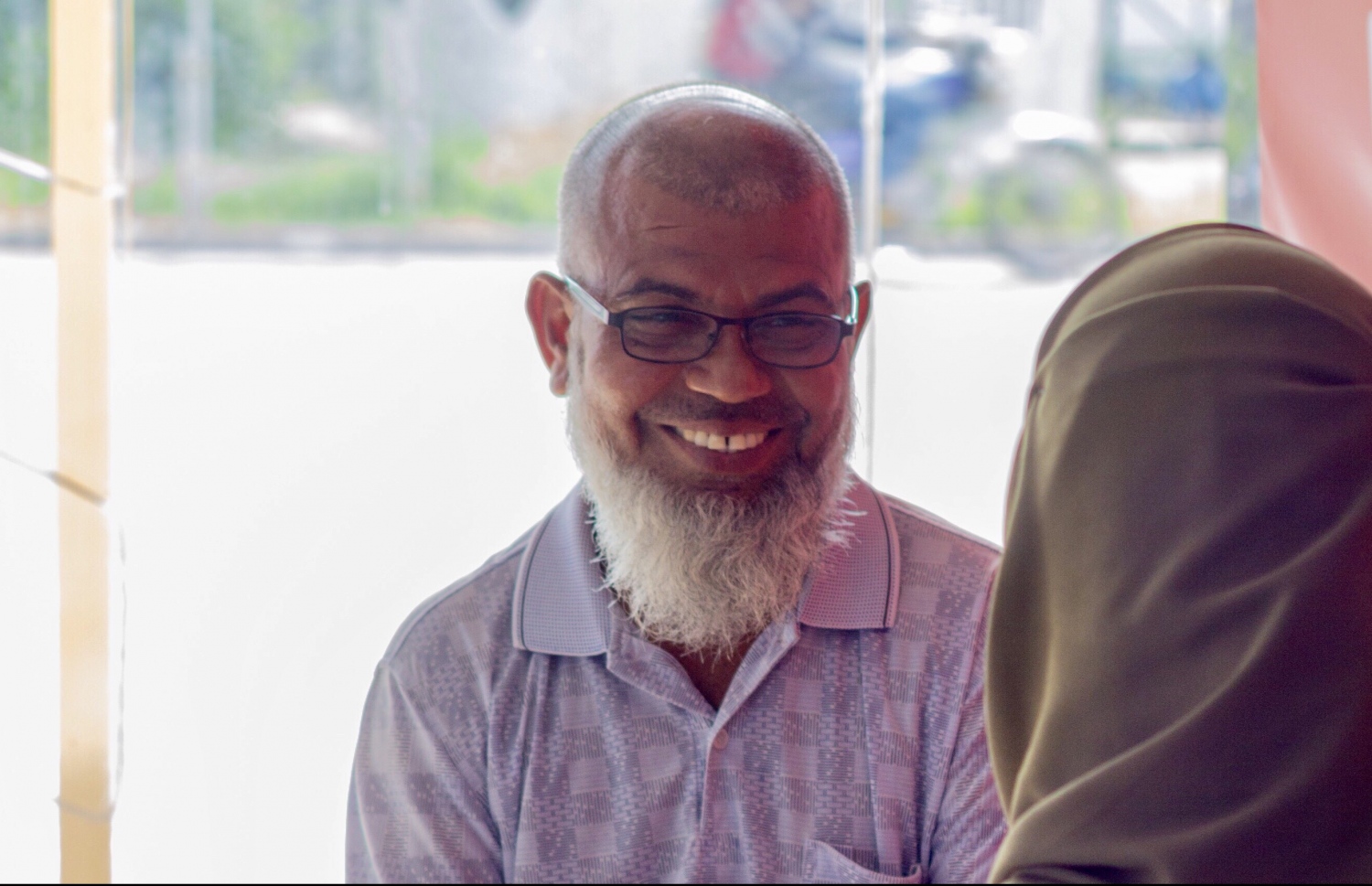 ޝިޔާމު މުހައްމަދު "މިހާރު" އަށް މައުލޫމާތު ދެނީ-- ފޮޓޯ: ރެޑްވޭވް