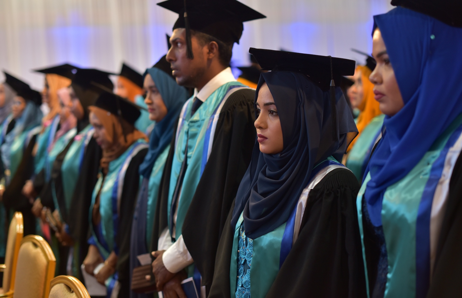 މައި ކޮލެޖުގެ ދަރިވަރުންތަކެއް ދަސްވެނިވުން ރަސްމިއްޔާތެއްގެ ތެރެއިން: ކުރިއަށް ދާނެ ދާއިރާތައް ގިނަ ނަމަވެސް ގިނަ އަންހެން ކުދިން އިހްތިޔާރު ކުރަނީ އެއް ދާއިރާތަކެއް  -- ފޮޓޯ: މައި ކޮލެޖު