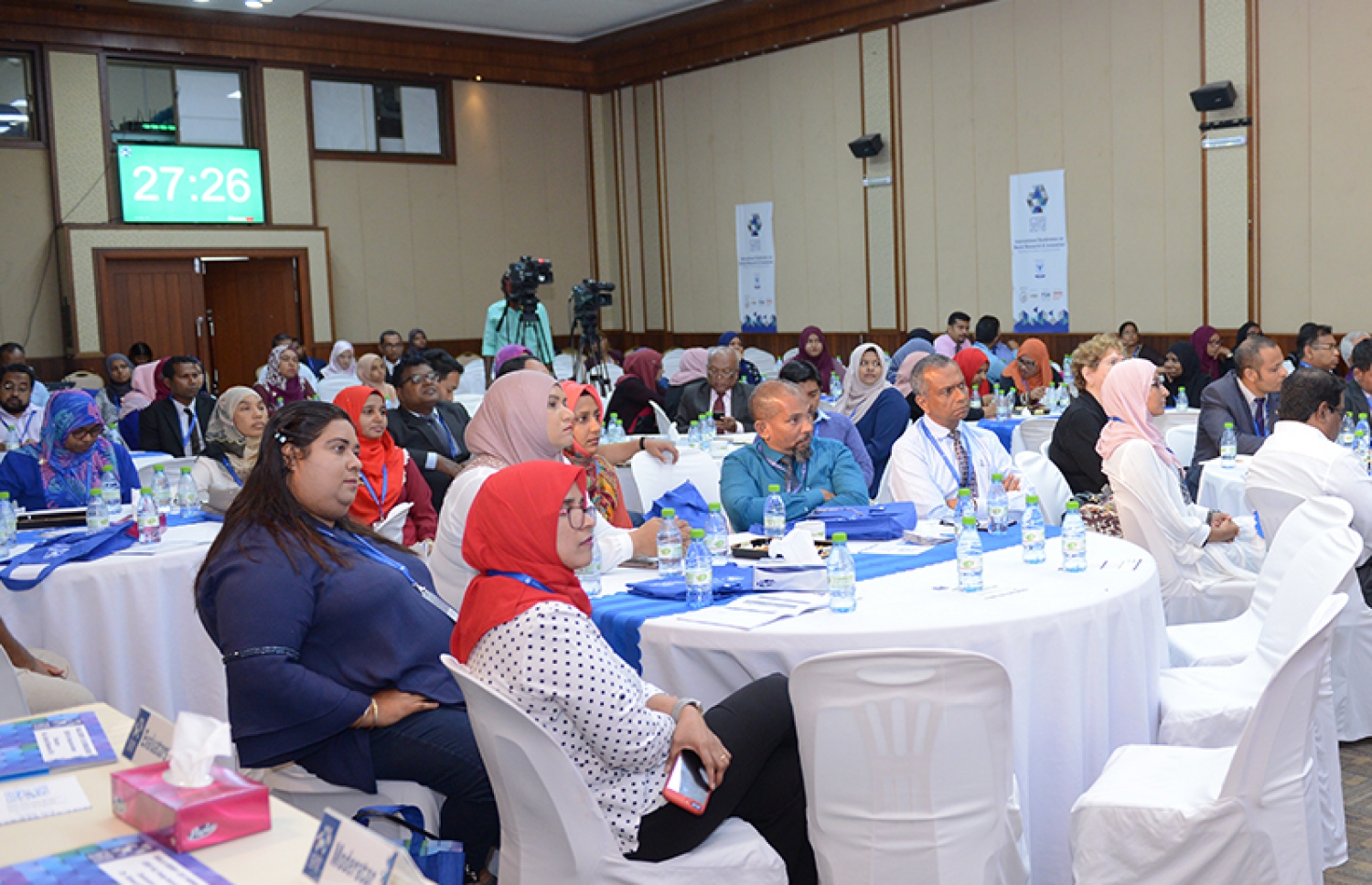 މިދިޔަ އަހަރުގެ އައިސީއެސްއާރްއައި ގައި ބައިވެރިވި ބައެއް މީހުން -- ފޮޓޯ: ވިލާ ކޮލެޖު