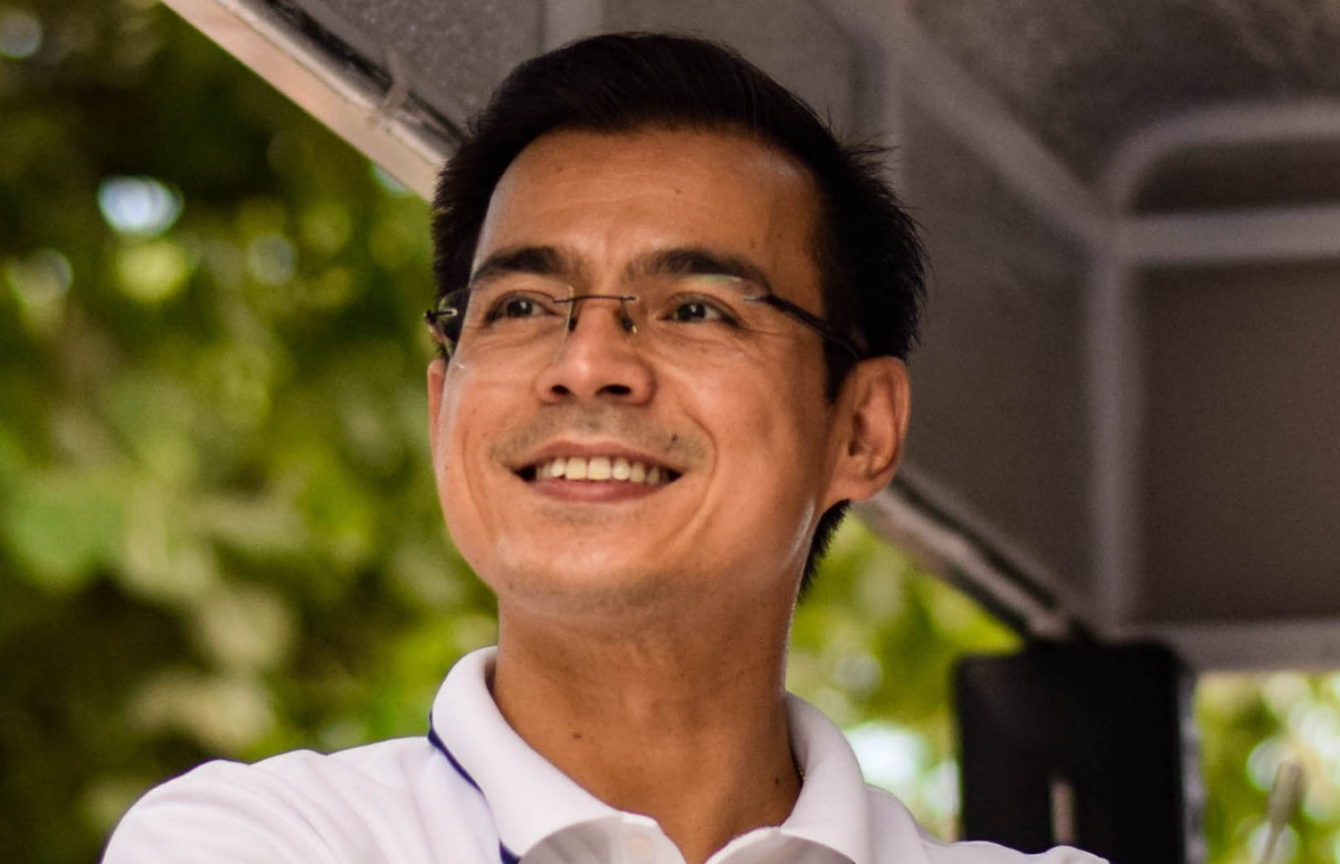 މެނީލާގެ މޭޔަރު އިޒްކޯ މޮރޭނޯ.