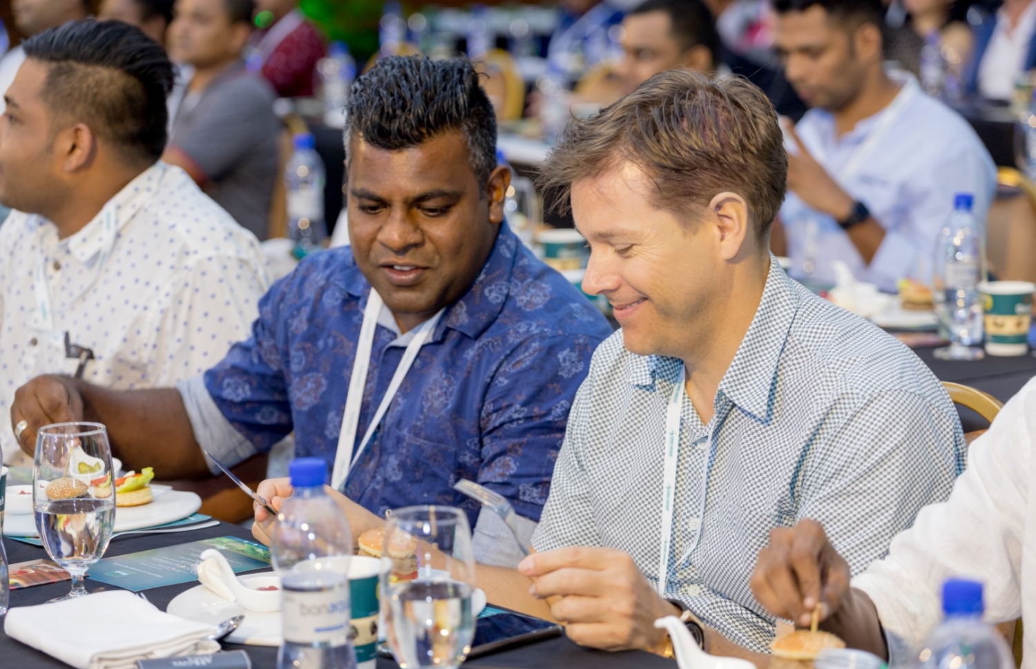 ދިލްމާ ޓީ އެޕްރިސިއޭޝަން ހަފްލާގެ ތެރެއިން-- ފޮޓޯ:ސްކައިޒް މޯލްޑިވްސް