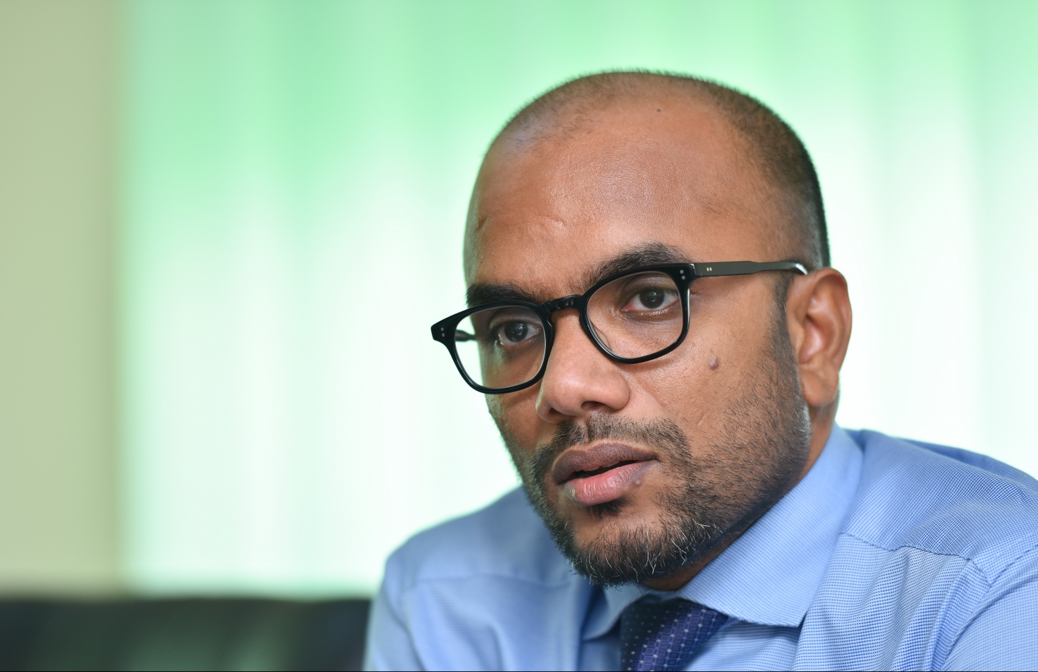 "މިހާރު" އަށް ދެއްވި އިންޓަވިއުގައި އިބްރާހިމް އަމީރު ވާހަކަދައްކަވަނީ-- ފޮޓޯ: ހުސައިން ވަހީދު/ މިހާރު