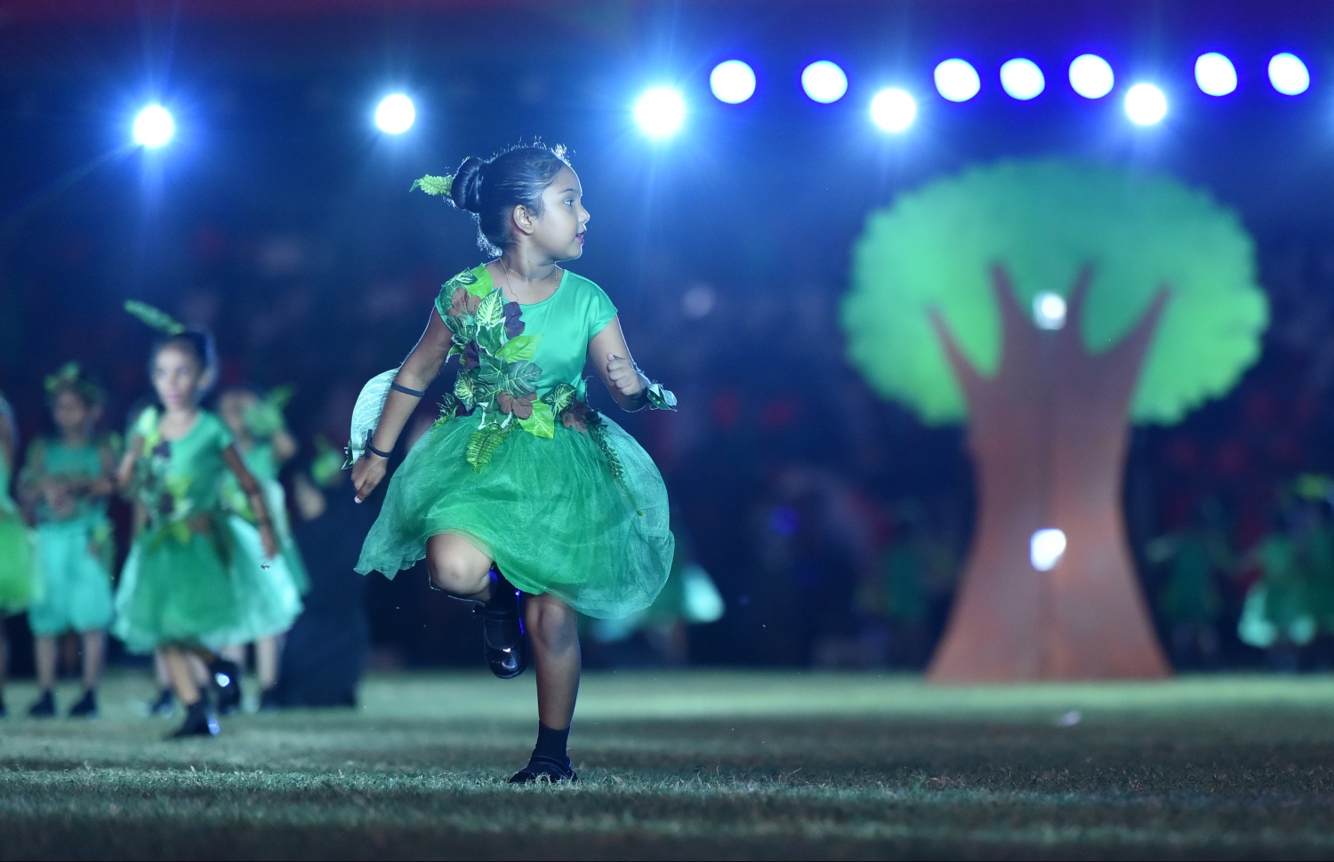 މާލެ: ޖުލައި 26، 2019- ގަލޮޅު ދަނޑުގައި ކުރިއަށްދިޔަ މި އަހަރުގެ މިނިވަން ދުވަހުގެ ކުޅިވަރުތަކުގެ ތެރެއިން.---ފޮޓޯ: ހުސައިން ވަހީދު/މިހާރު