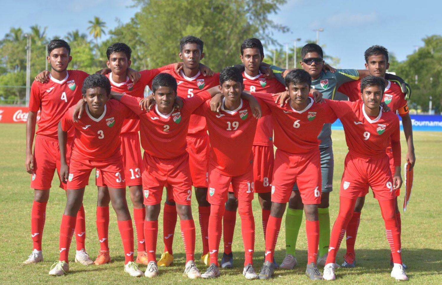ލެޓްވިއާއާ ދެކޮޅަށް ނުކުތް ޒުވާން ގައުމީ ޓީމު. -- ފޮޓޯ: އެފްއޭއެމް