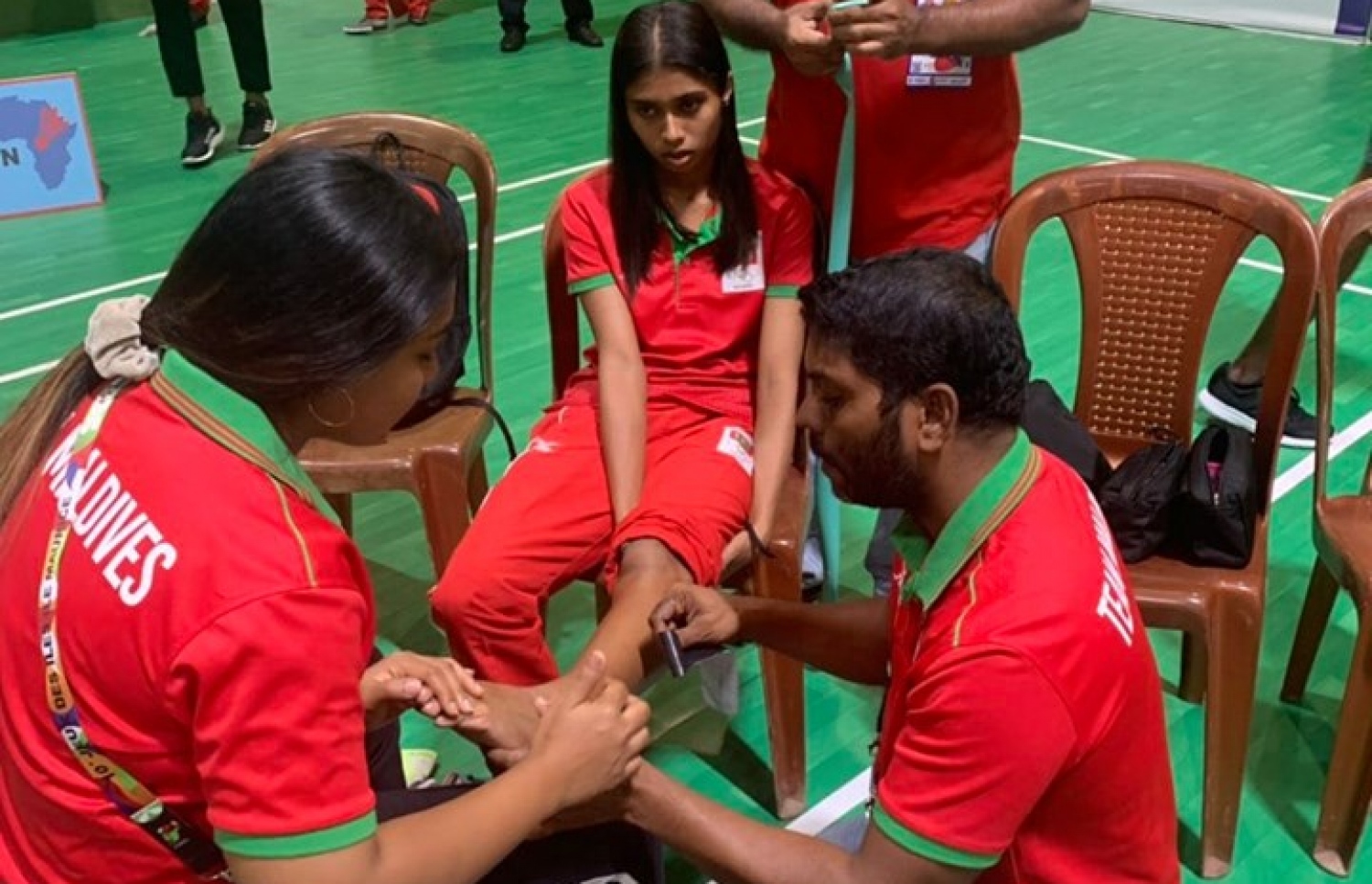 ބެޑްމިންޓަނުން ރަން މެޑަލް ހޯދި ނަބީހާ (މ) އަށް މެޑިކަލް ޓީމުގައި ހިމެނޭ ރާއްޕެ (ކ) އާއި ލުބާނާ ފަރުވާ ދެނީ.