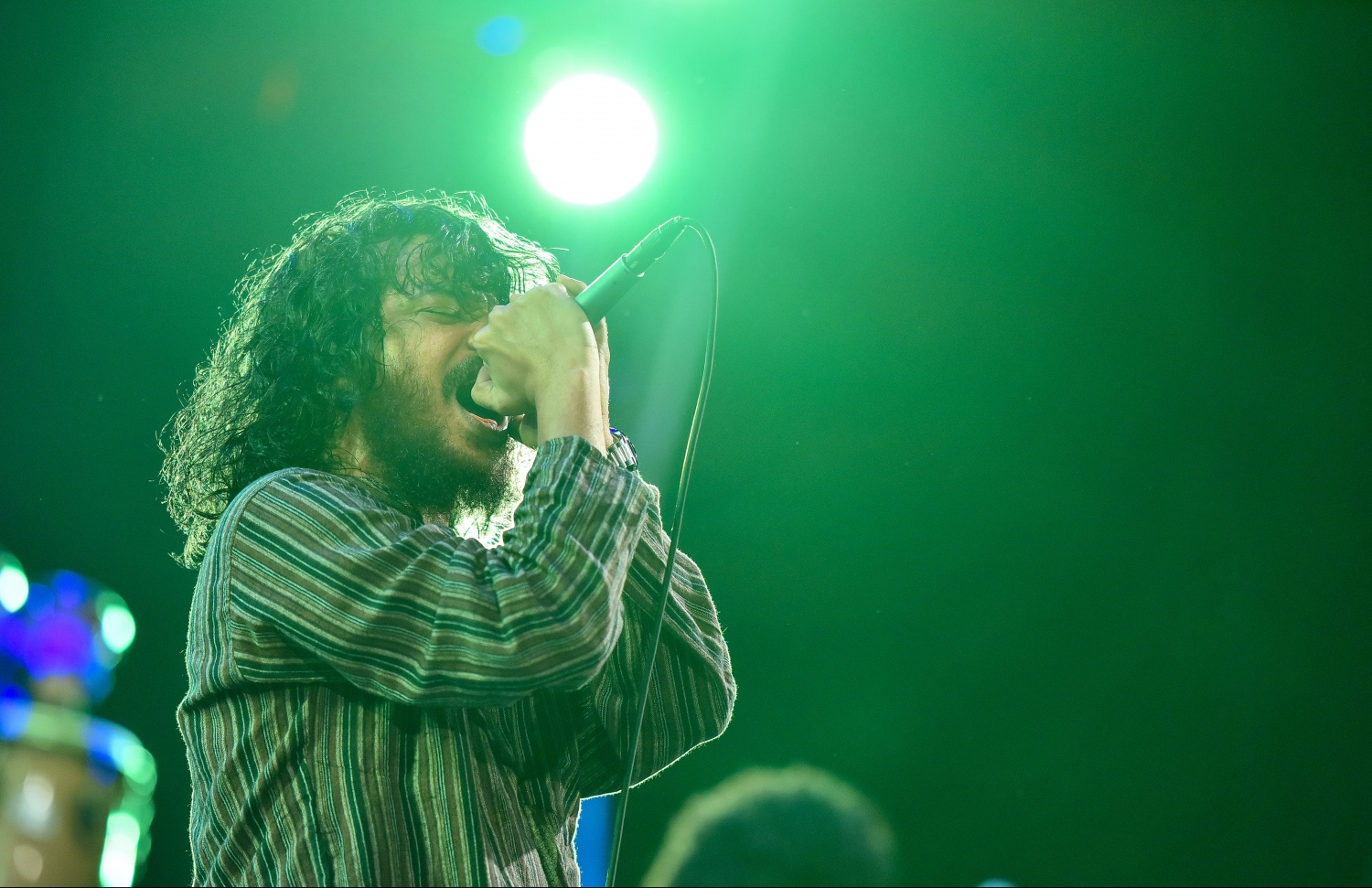 މާލެ: ޖުލައި 28، 2019- މި އަހަރުގެ މިނިވަން ދުވަހުގެ މުނާސަބަތުގައި "ދިވެހި ފަންނާނުންގެ މިއުޒިކީ އީދު" ގެ ނަމުގައި ކާނިވާ ސަރަހައްދުގައި ބޭއްވި މިއުޒިކް ޝޯގެ ތެރެއިން.---ފޮޓޯ: ހުސައިން ވަހީދު/މިހާރު