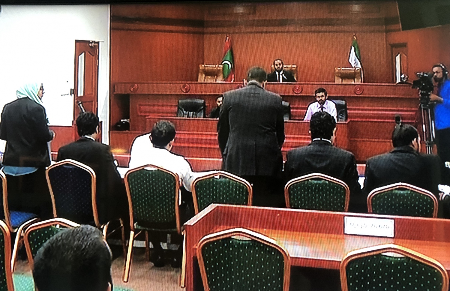 ކްރިމިނަލް ކޯޓުގައި ޔާމީންގެ ޝަރީއަތުގެ މަޖިލިސް ކުރިއަށް ގެންދަނީ.