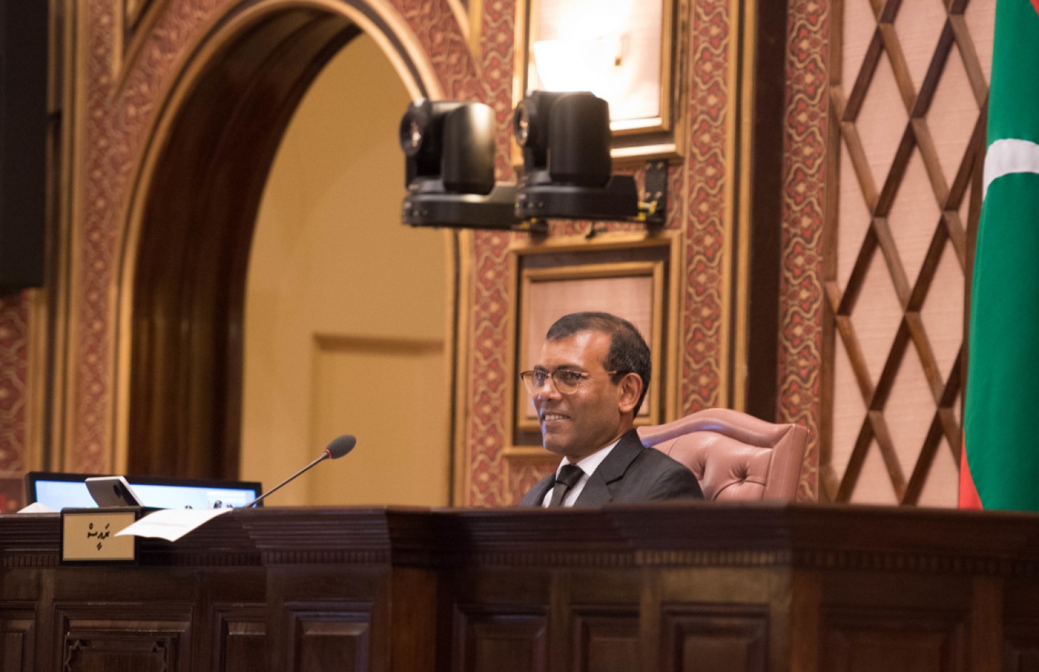 ރައްޔިތުންގެ މަޖިލިހުގެ ރައީސް، ކުރީގެ ރައީސް މުހައްމަދު ނަޝީދު ޖަލްސާގެ ރިޔާސަތު ބަލަހައްޓަވަނީ. --- ފޮޓޯ: މަޖިލިސް