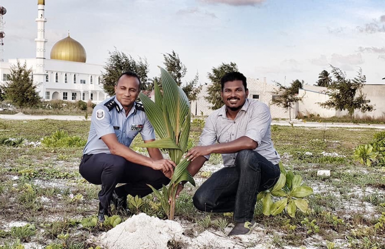 ޕޮލިސް ކޮމިޝަނަރު ހަމީދު ތިނަދުއަށް ކުރެއްވި ދަތުރެއްގައި ސައުދުގެ ޑެއިލީ ވަން ޕްރޮގްރާމުގައި ބައިވެރިވެވަޑައިގެން ރުކެއް އިންދަވަނީ.