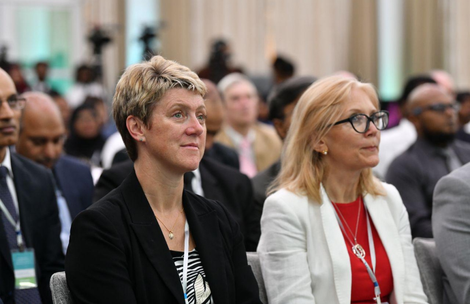 އއ. އުކުޅަސް: އޮގަސްޓްް 26، 2019: އިނގިރޭސިވިލާތުގެ ބްރެޑްފޯޑް ޔުނިވާސިޓީން އިންތިޒާމްކޮށްގެން އއ. އުކުޅަހުގައި ބާއްވާ ސައިންސްވެރިންގެ ބައިނަލްއަގުވާމީ ކޮންފަރެންސާއި އުގައިލް ފައުންޑޭޝަނުން ބާއްވާ ޓެކްފެއާ ހުޅުވުމަށް ބޭއްވި ރަސްމިއްޔާތުގެ ތެރެއިން.-- ފޮޓޯ: ހުސެން ވަހީދު /މިހާރު