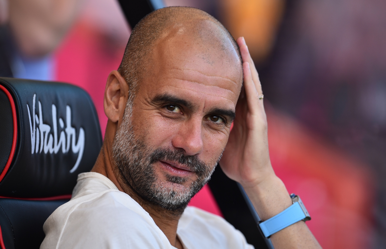 ސިޓީގެ ކޯޗު ޕެޕް ގާޑިއޯލާ: އޭނާ ވެސް ވަނީ ކެޓަލޫނިއާ ސަރަހައްދުގެ ހޮސްޕިޓަލްތަކަށް އެއް މިލިއަން ޔޫރޯ ހަދިޔާކުރަން ނިންމާފައި. -- ފޮޓޯ: އޭއެފްޕީ