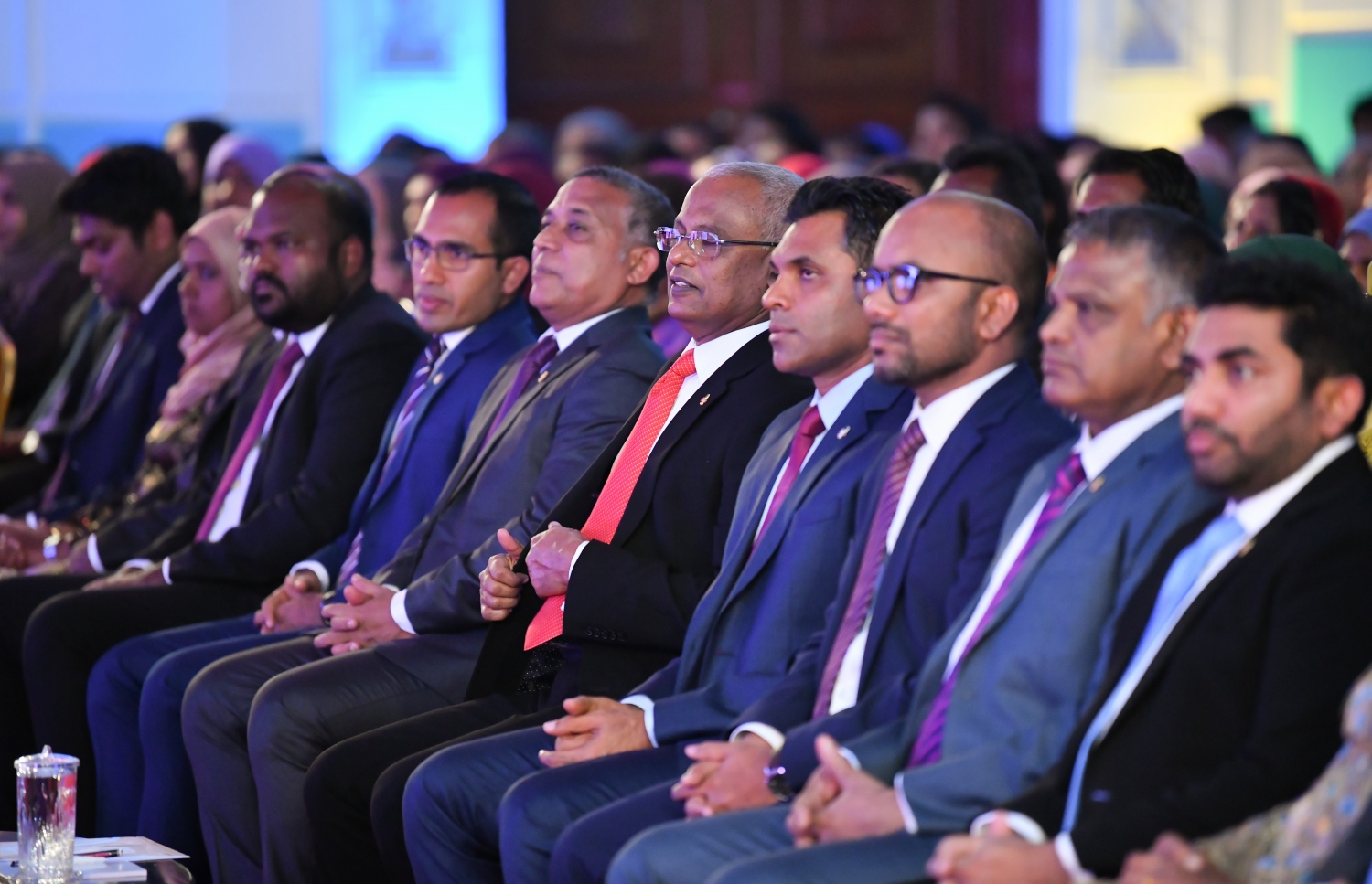 މާލެ: ސެޕްޓެމްބަރު 12، 2019: ސާނަވީ އިމްތިހާންގައި ބައިވެރިވެ ވަނަތައް ހޯދި ދަރިވަރުންނަށް އިނާމު ދިނުމަށް ދަރުބާރުގޭގައި ބޭއްވި ރަސްމިއްޔާތުގެ ތެރެއިން.---ފޮޓޯ: ހުސައިން ވަހީދު /މިހާރު