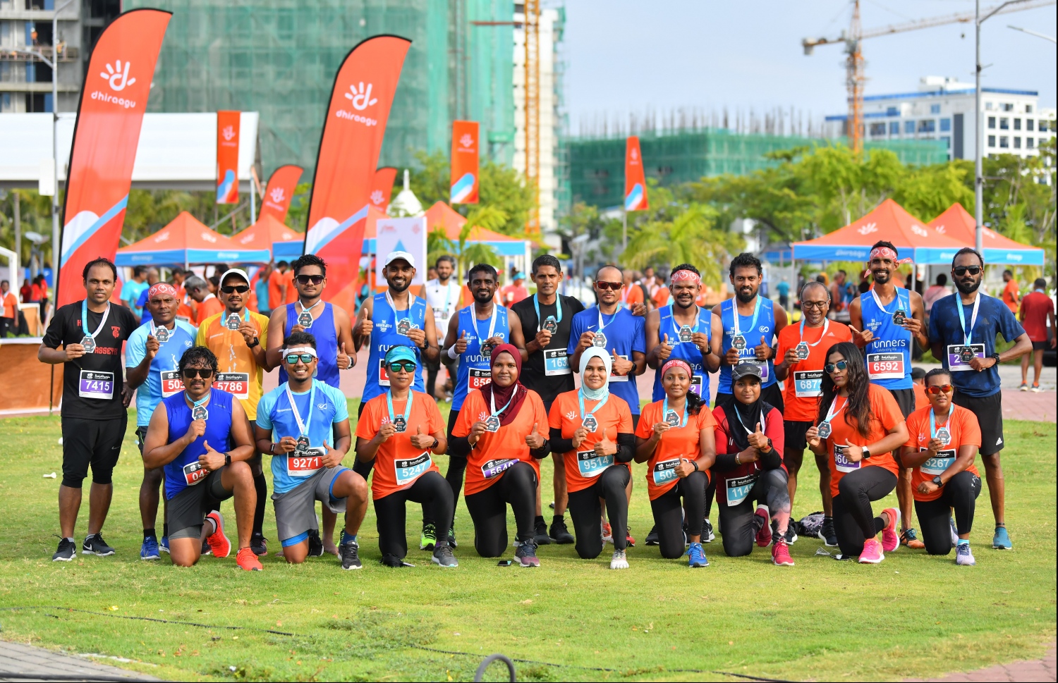 ހުޅުމާލެ: ސެޕްޓެމްބަރު 20، 2019: ރާއްޖޭގައި ބާއްވާ ދުވުމުގެ އެންމެ ބޮޑު ރޭސް ކަމަށްވާ، ދިރާގު މޯލްޑިވްސް ރޯޑް ރޭސްގެ މިއަހަރުގެ 10 ކިލޯމީޓަރު ދުވުމުގެ ތެރެއިން.---ފޮޓޯ: ހުސައިން ވަހީދު/މިހާރު