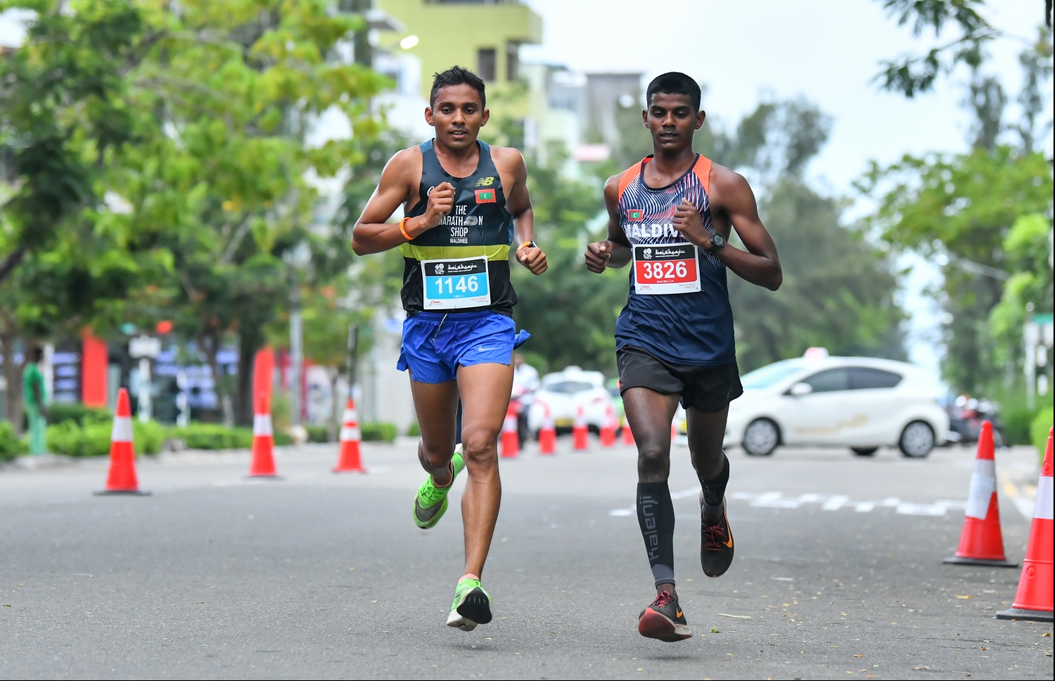 ހުޅުމާލެ: ސެޕްޓެމްބަރު 20، 2019: ރާއްޖޭގައި ބާއްވާ ދުވުމުގެ އެންމެ ބޮޑު ރޭސް ކަމަށްވާ، ދިރާގު މޯލްޑިވްސް ރޯޑް ރޭސްގެ މިއަހަރުގެ 10 ކިލޯމީޓަރު ދުވުމުގެ ތެރެއިން.---ފޮޓޯ: ހުސައިން ވަހީދު/މިހާރު