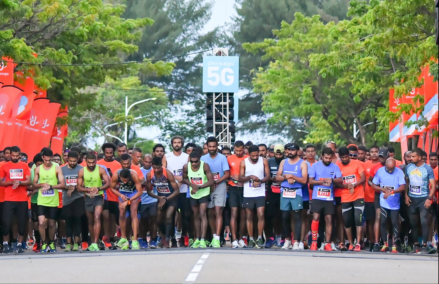 ހުޅުމާލެ: ސެޕްޓެމްބަރު 20، 2019: ރާއްޖޭގައި ބާއްވާ ދުވުމުގެ އެންމެ ބޮޑު ރޭސް ކަމަށްވާ، ދިރާގު މޯލްޑިވްސް ރޯޑް ރޭސްގެ މިއަހަރުގެ 10 ކިލޯމީޓަރު ދުވުމުގެ ތެރެއިން.---ފޮޓޯ: ހުސައިން ވަހީދު/މިހާރު