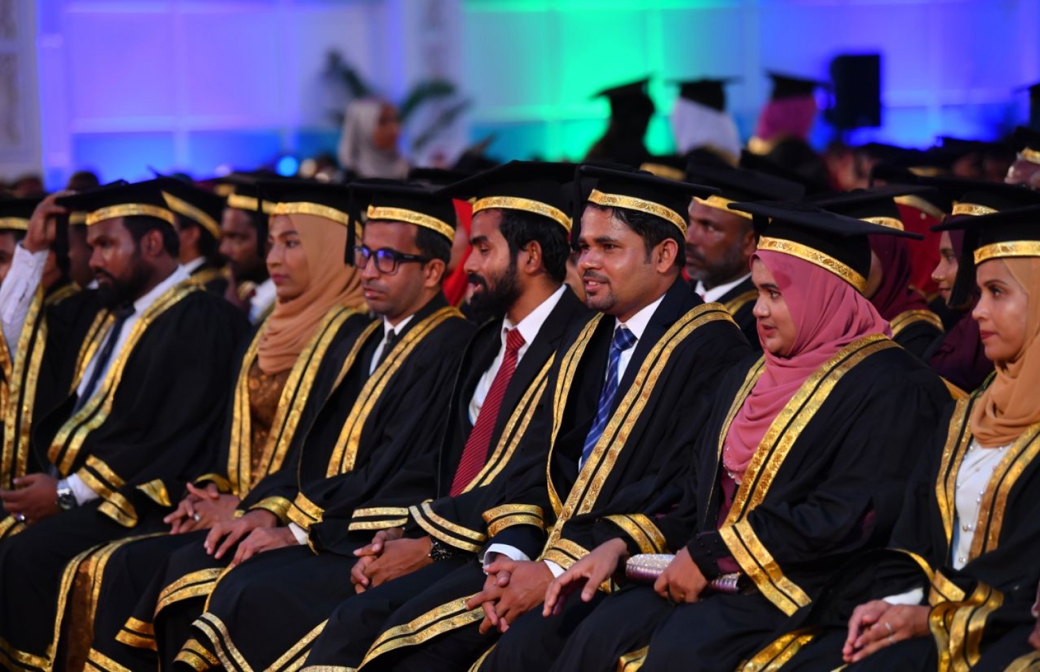 އެމްއެންޔޫއިން މީގެ ކުރިން ބޭއްވި ދަސްވެނިވުމުގެ ހަފުލާގައި ބައިވެރިވި ބައެއް ދަރިވަރުން: ޓީޗިންގެ ކޯސްތަކަށް ޑިމާންޑު ކުޑަ-- ފައިލް ފޮޓޯ: މިހާރު