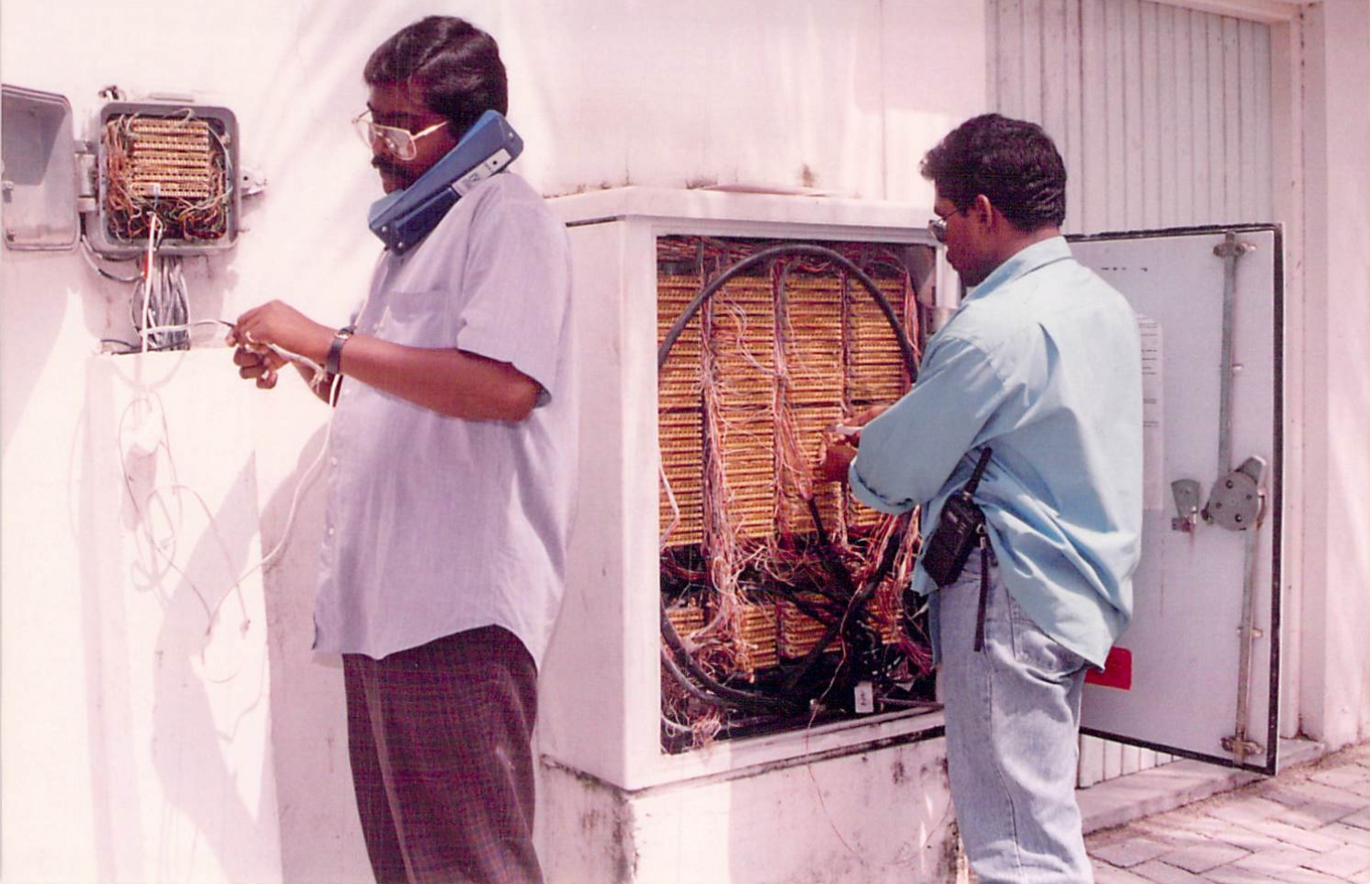 ދިރާގުން އެންމެ ފުރަތަމަ ހިދުމަތް ދޭން ފެށި އިރު ނެޓްވޯކް ގުޅުމުގެ މަސައްކަތް ކުރަނީ-- ފޮޓޯ:ދިރާގު