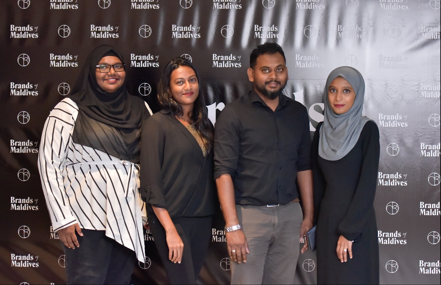 މާލެ: އޮކްޓޫބަރު 1، 2019- "މިހާރު"ގެ ފަރާތުން ވިޔަފާރިއަށް ހާއްސަކޮށްގެން އަހަރަކު އެއްފަހަރު ނެރޭ "ބްރޭންޑްސް އޮފް މޯލްޑިވްސް" މެގަޒިން ނެރުމުގެ ގޮތުން މާގިރި ހޮޓަލްގައި ބޭއްވި ހަފްލާގެ ތެރެއިން.---ފޮޓޯތައް: ހުސައިން ވަހީދު/މިހާރު