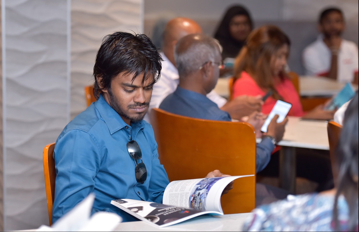 މާލެ: އޮކްޓޫބަރު 1، 2019- "މިހާރު"ގެ ފަރާތުން ވިޔަފާރިއަށް ހާއްސަކޮށްގެން އަހަރަކު އެއްފަހަރު ނެރޭ "ބްރޭންޑްސް އޮފް މޯލްޑިވްސް" މެގަޒިން ނެރުމުގެ ގޮތުން މާގިރި ހޮޓަލްގައި ބޭއްވި ހަފްލާގެ ތެރެއިން.---ފޮޓޯ: ހުސައިން ވަހީދު/މިހާރު