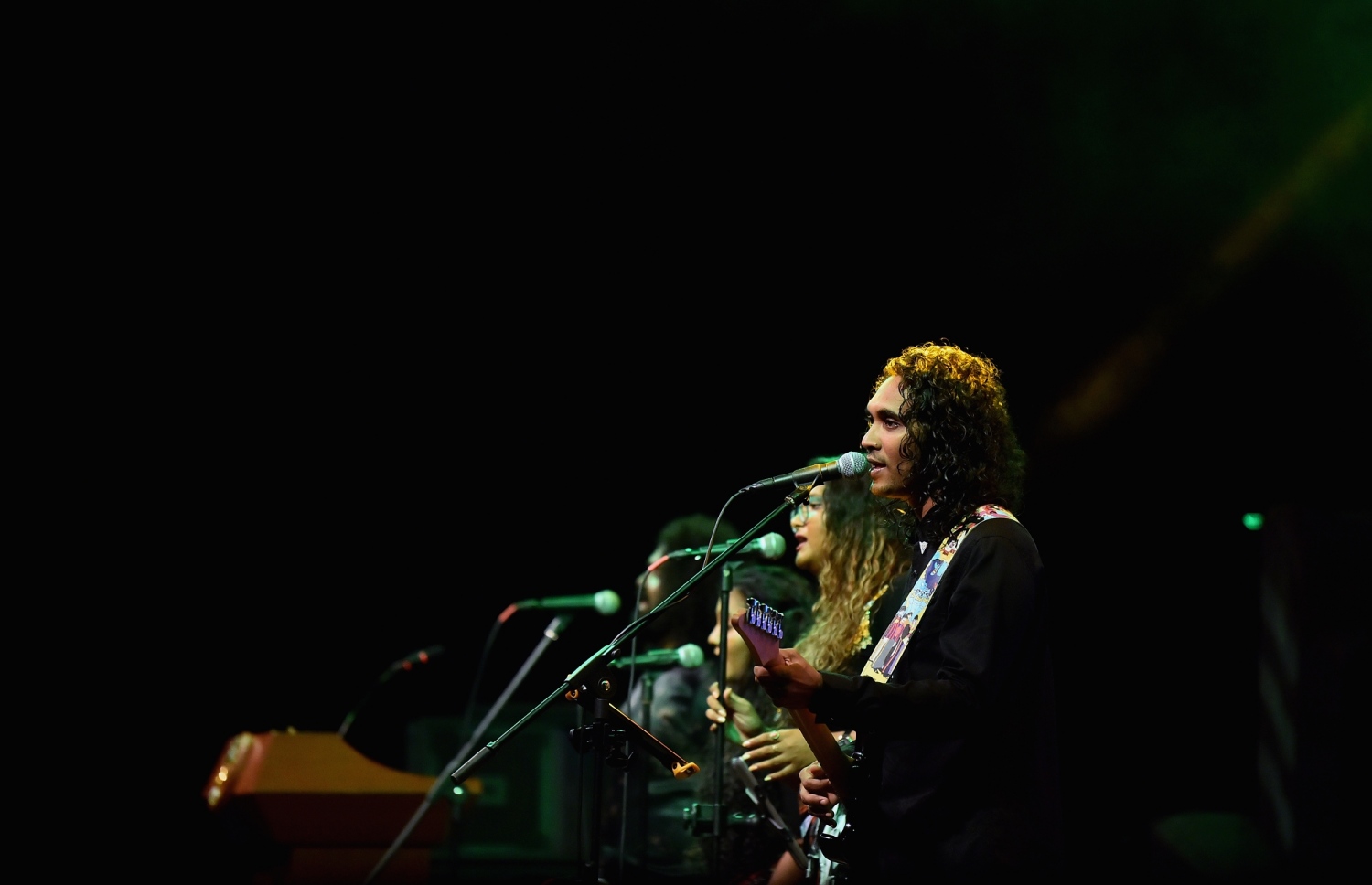 ކްރޮސްރޯޑްސް މޯލްޑިވްސް: އޮކްޓޯބަރު 3، 2019: ދުނިޔޭގެ ފަތުރުވެރިކަމުގެ ދުވަސް 2019 ފާހަގަކުރުމަށް ކްރޮސްރޯޑްސް މޯލްޑިވްސްގައި ބޭއްވި ރޭގަނޑުގެ ޖާފަތުގައި މުނިފޫހިފިލުވުމުގެ ހަރަކާތެއް ކުރިއަށް ދަނީ.-- ފޮޓޯ: ރައީސް އޮފީސް