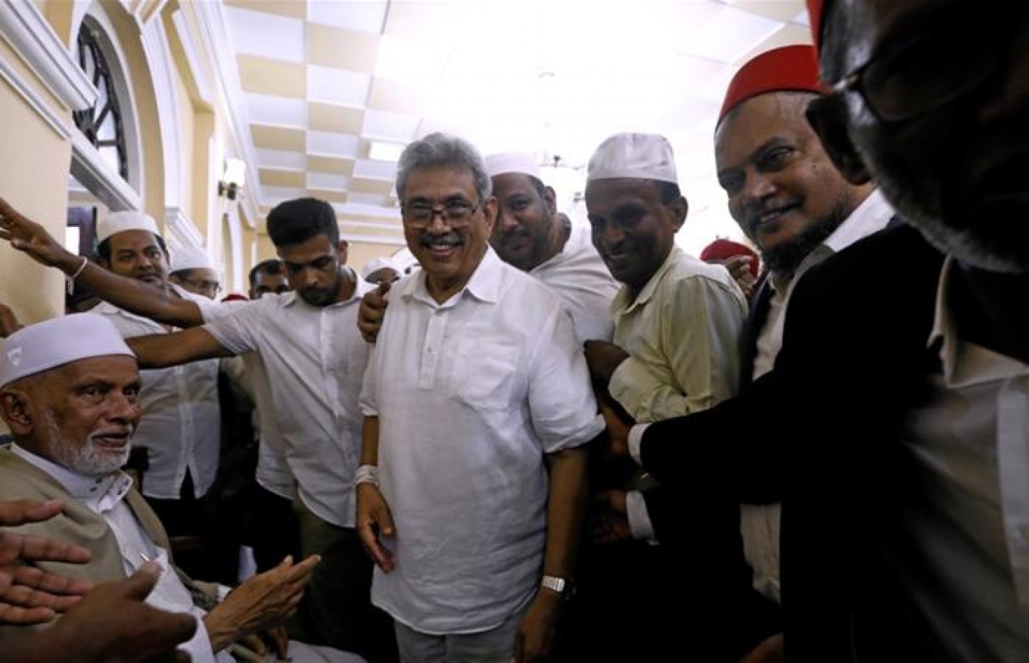 ލަންކާގެ ރިޔާސީ އިންތިޚާބުގައި ވާދަކުރައްވާ ގޯޓާބޭ ރާޖަޕަކްސާ.