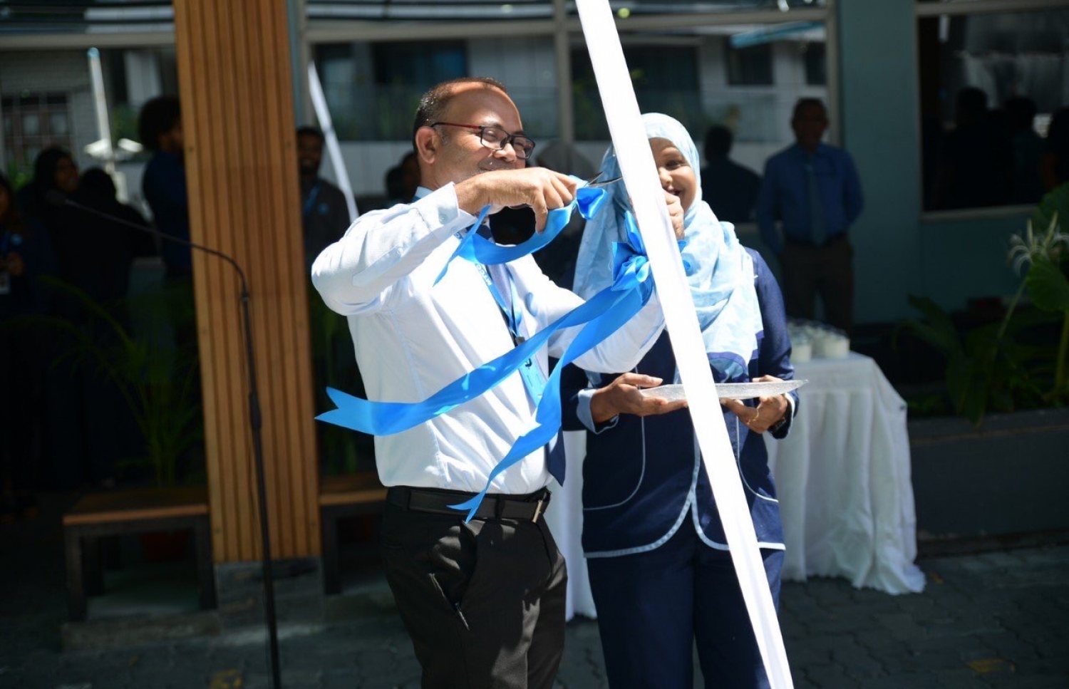 އެމްޓީސީސީގެ ސީއީއޯ "ހިނިތުންވުމާއެކު" ކެމްޕޭން ފައްޓަވައިދެއްވަނީ-- ފޮޓޯ: އެމްޓީސީސީ