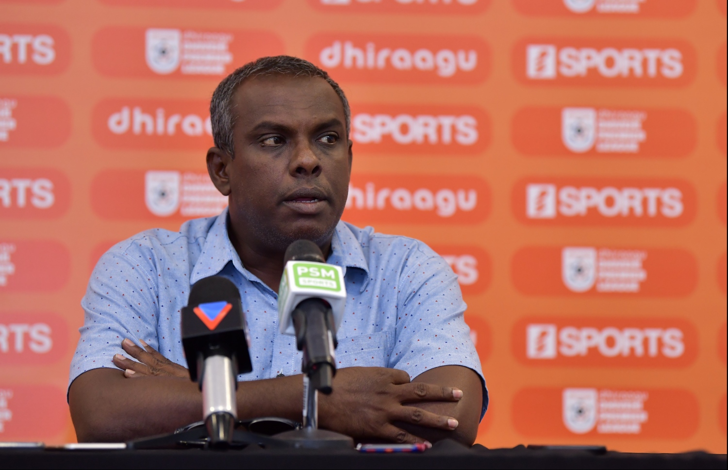 ނޫސްވެރިންގެ ބައްދަލުވުމުގެ ތެރެއިން މޯހަން. -- ފޮޓޯ: ހުސެއިން ވަހީދު/ މިހާރު