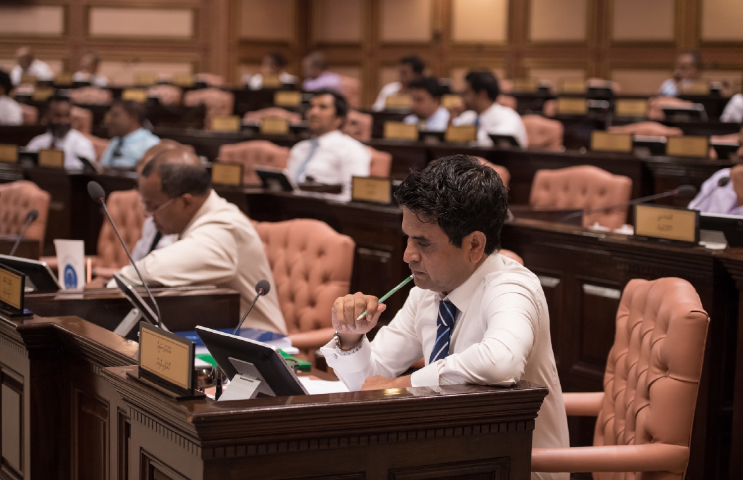 ރައްޔިތުންގެ މަޖިލިހުގެ މިއަދުގެ ޖަލްސާ ކުރިއަށް ދަނީ. --- ފޮޓޯ: މަޖިލިސް