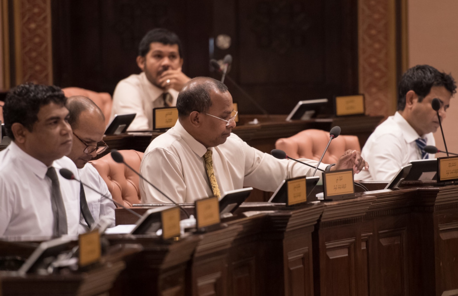 ރައްޔިތުންގެ މަޖިލިހުގެ އިއްޔެގެ ޖަލްސާގައި މެމްބަރުން ބައިވެރިވެވަޑައިގަންނަވަނީ. --- ފޮޓޯ: މަޖިލިސް
